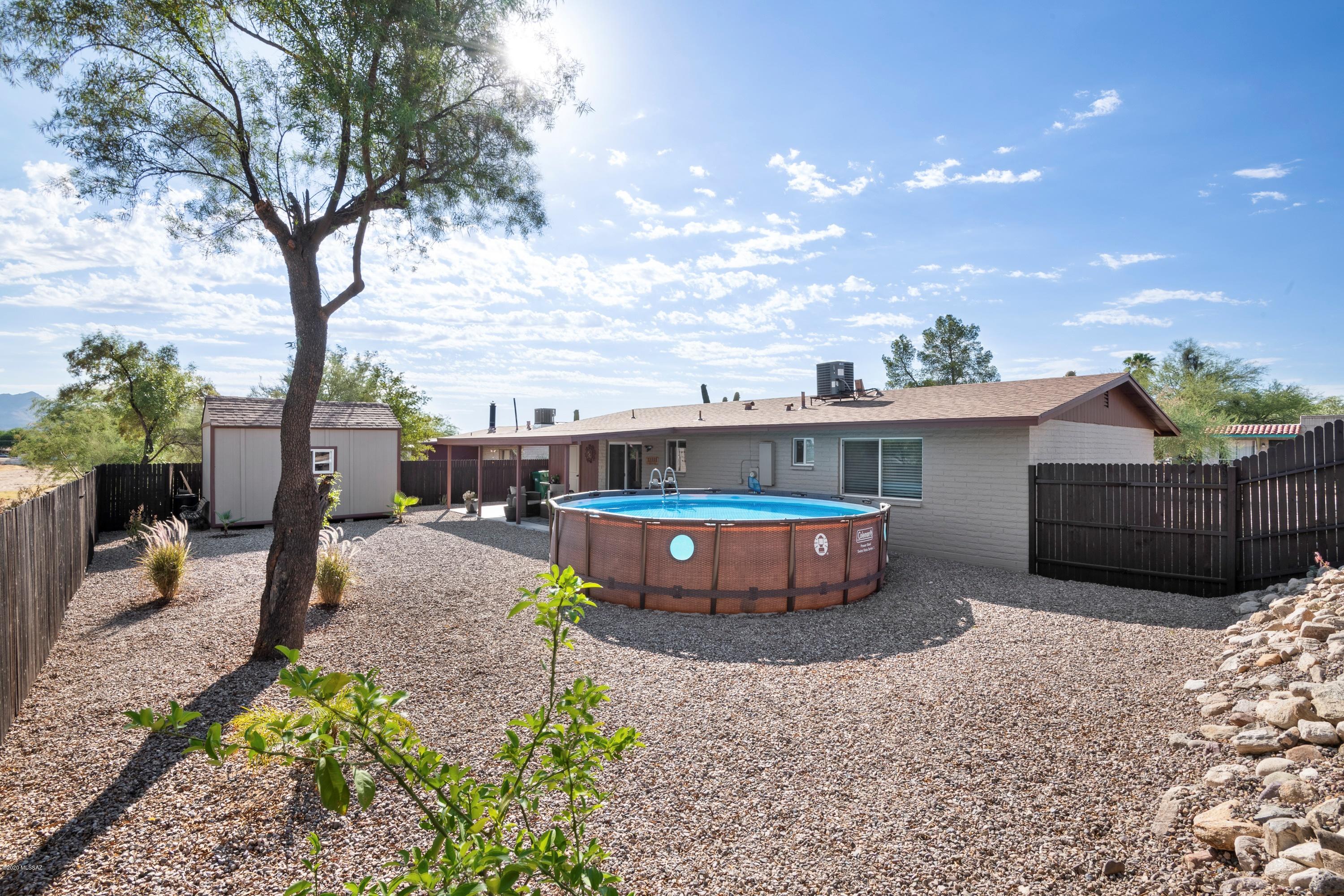 Casas Adobes Park (94-194) - Residential