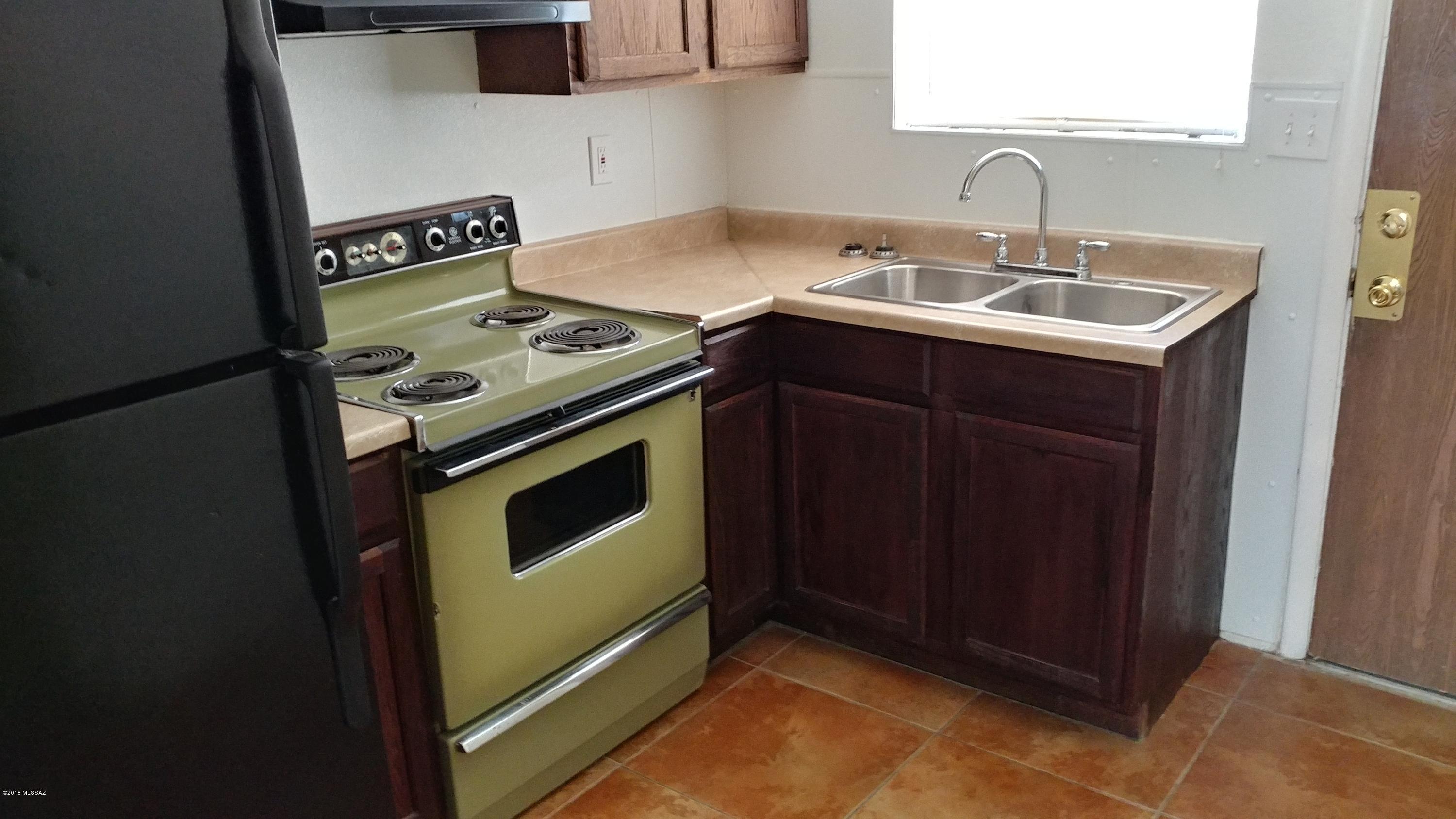 Bronx Park - Residential Lease