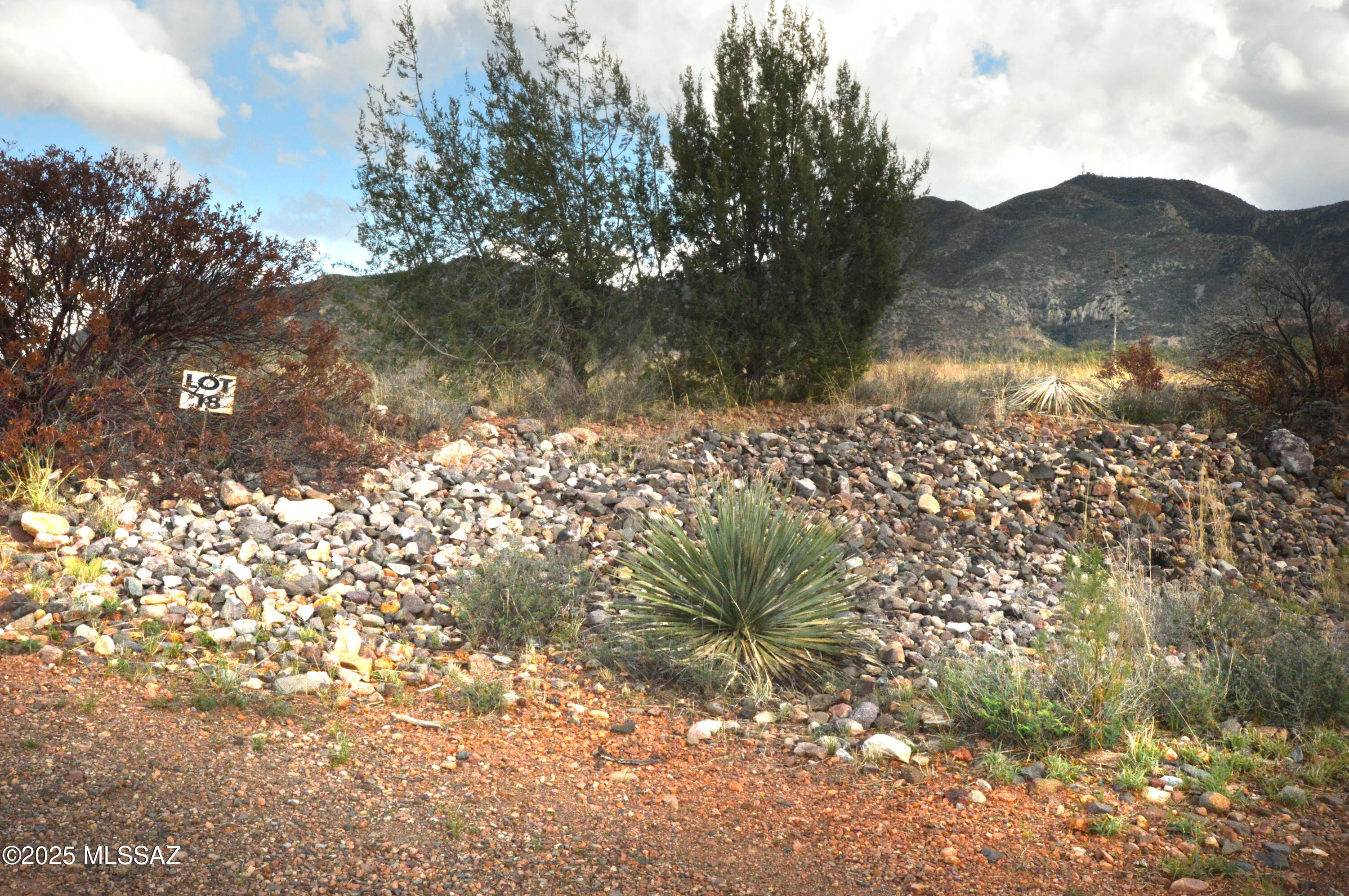 Mesa (The) - Land
