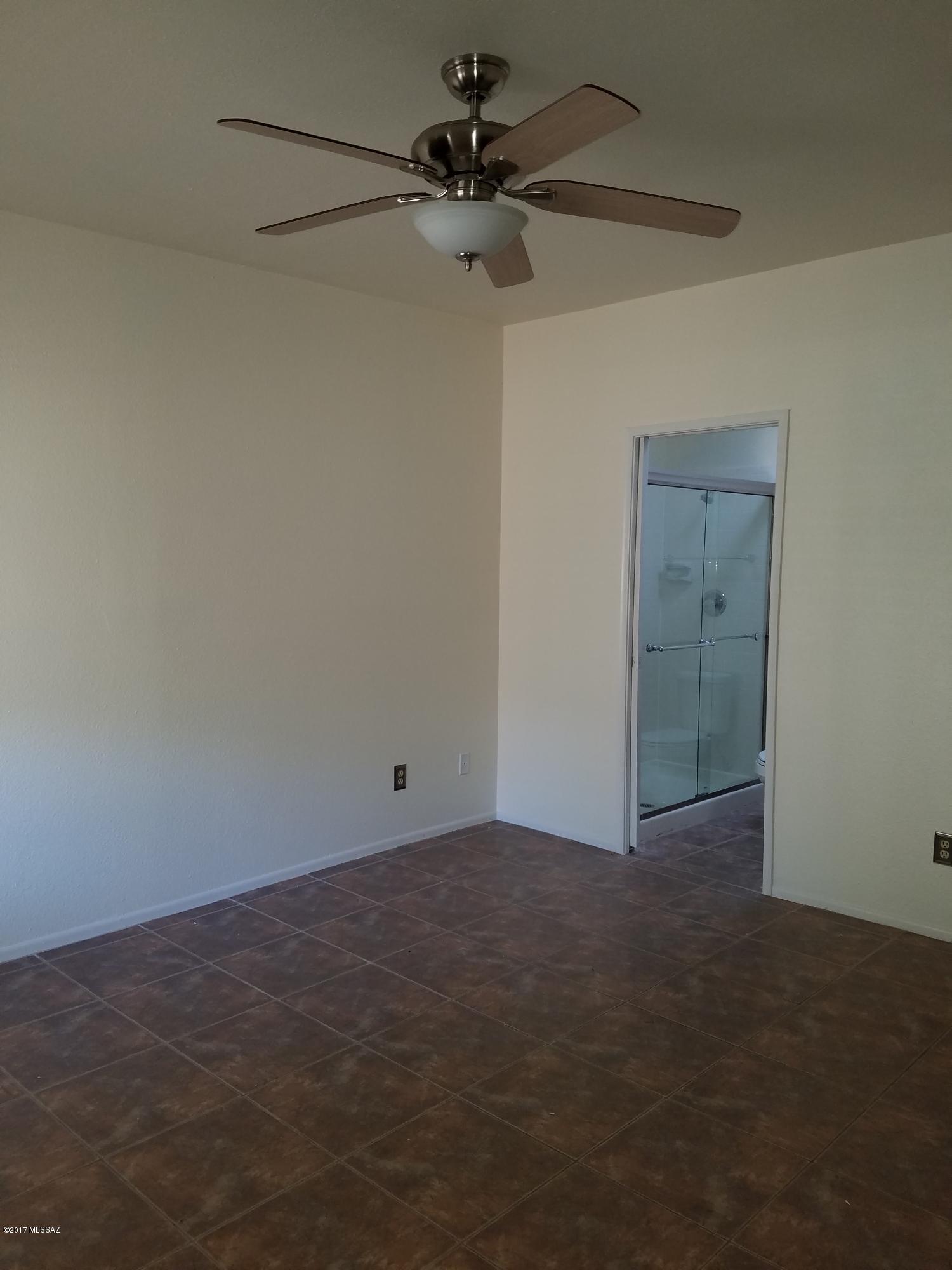 2601 E. Prince Rd. (1-20) - Residential Lease