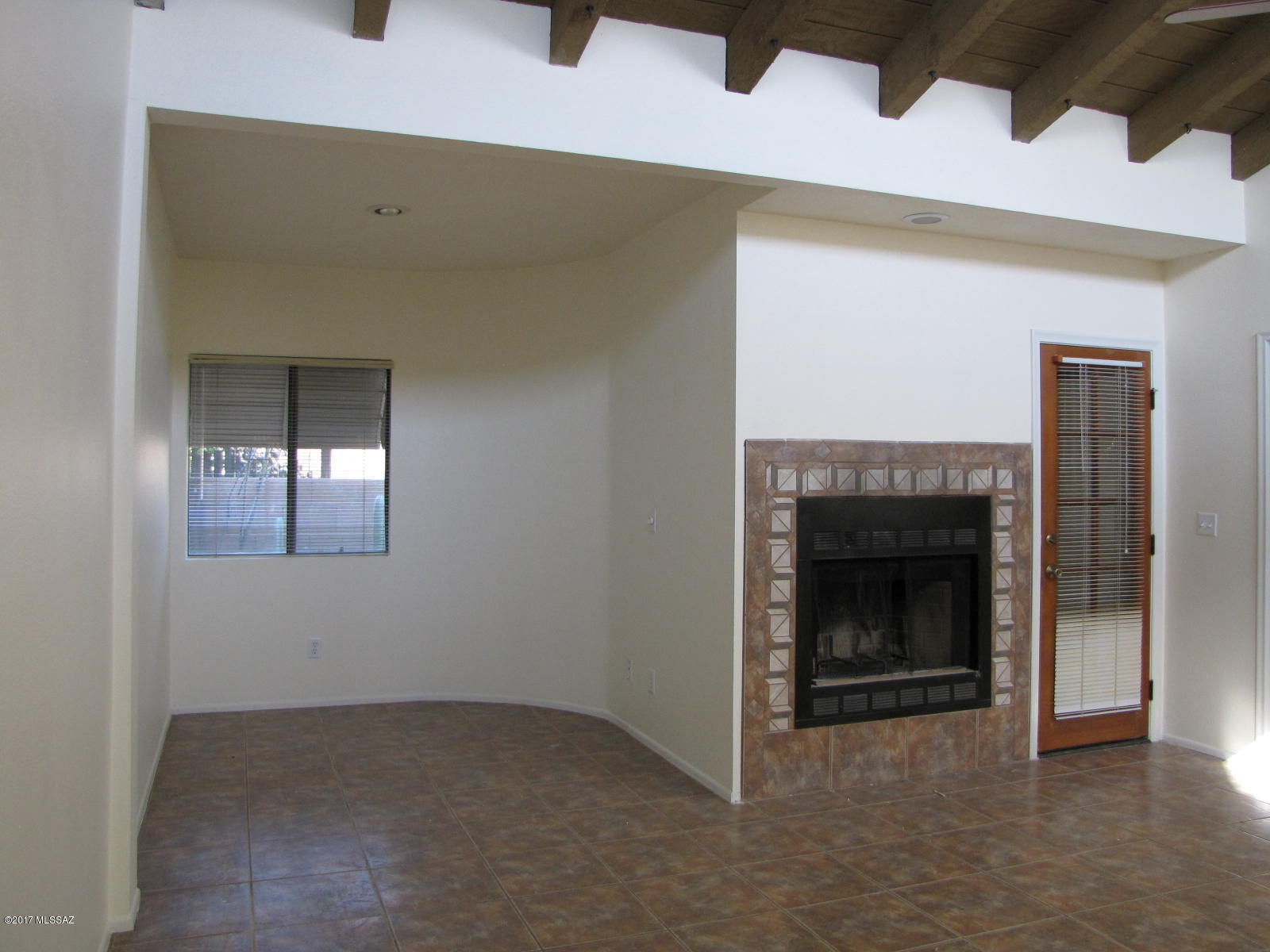 2601 E. Prince Rd. (1-20) - Residential Lease