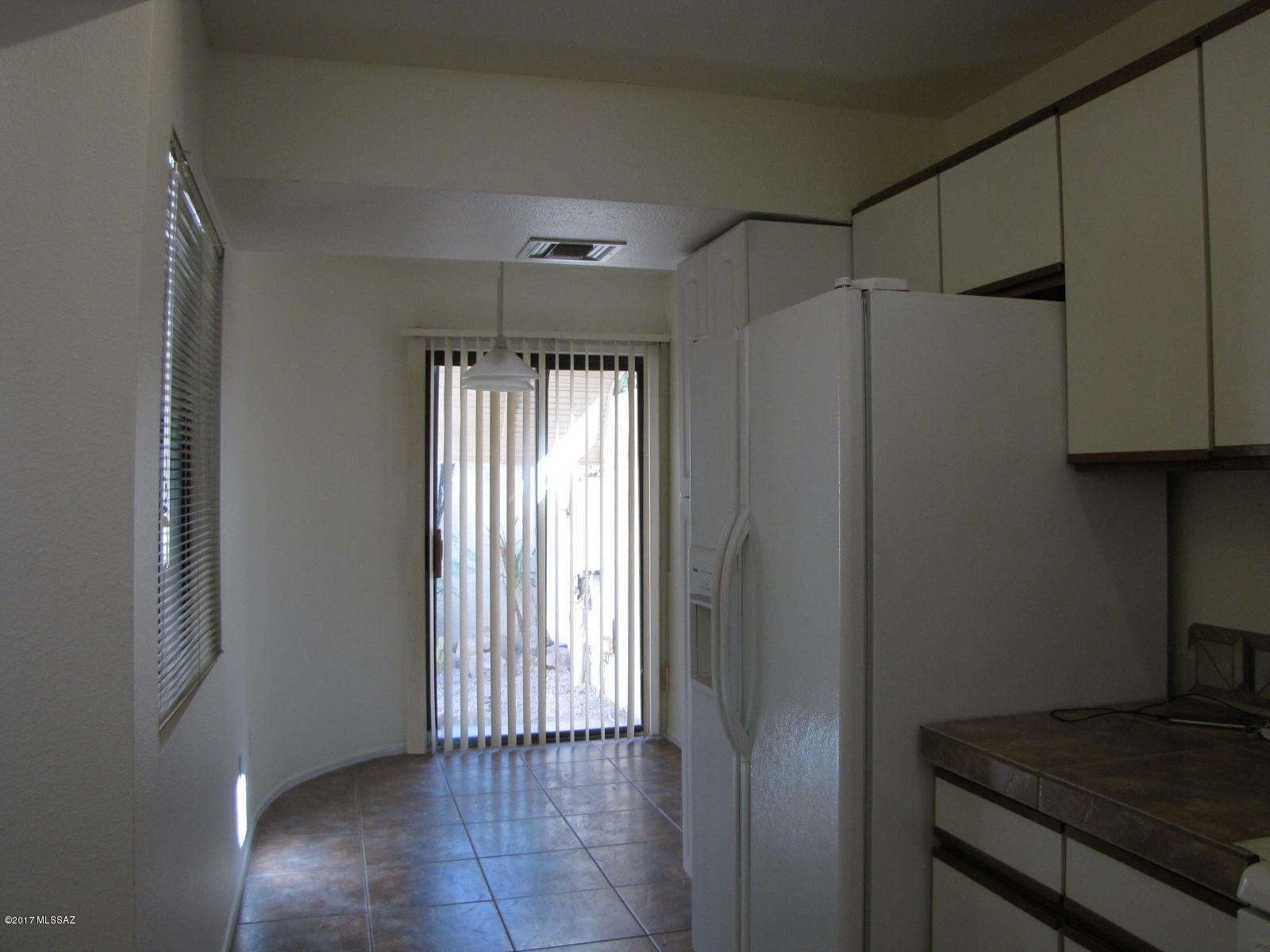 2601 E. Prince Rd. (1-20) - Residential Lease