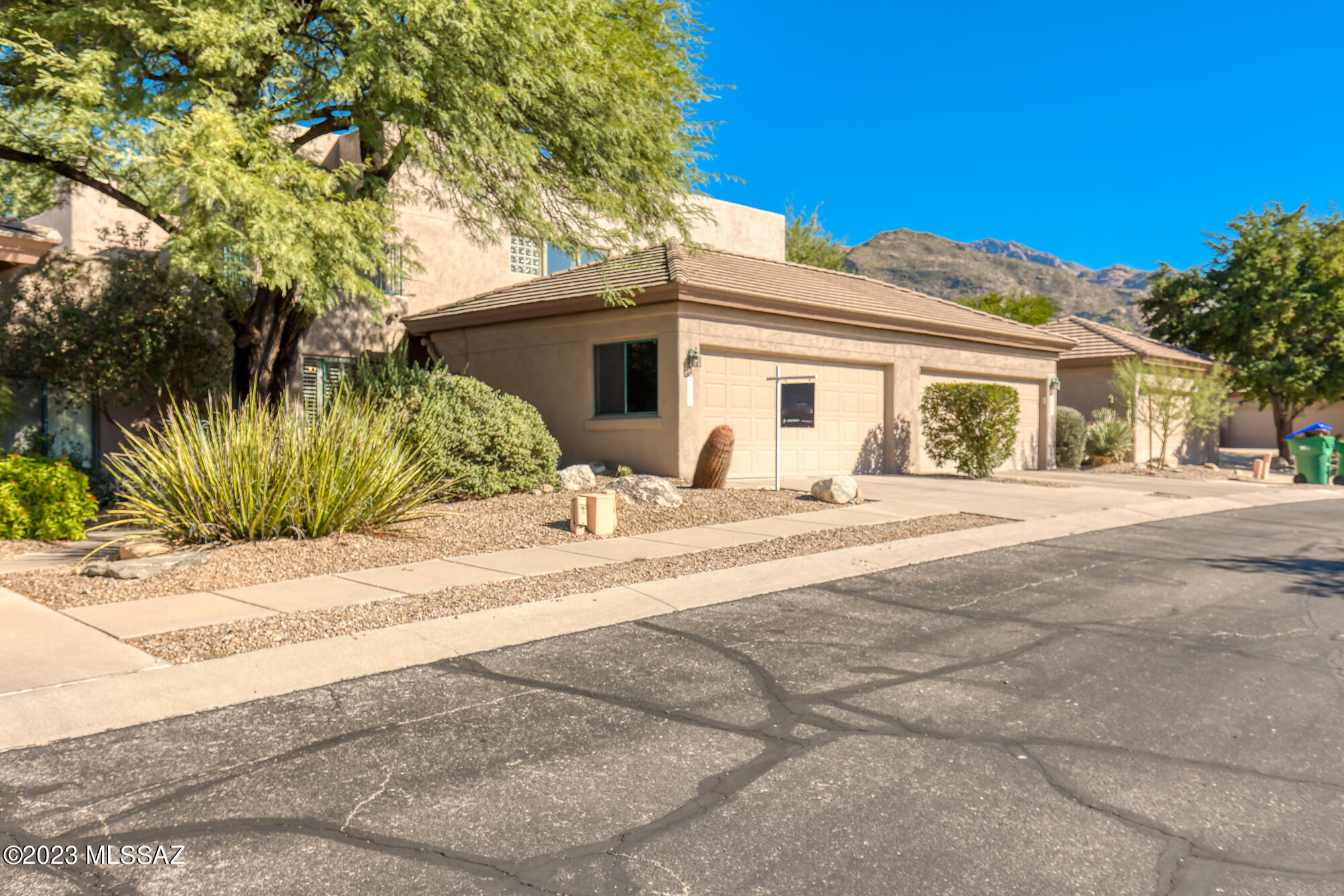 Deer Run At Ventana Canyon (1-23) - Residential