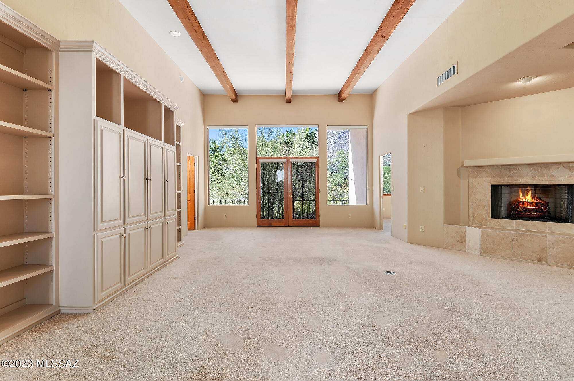 El Diamante II (1-40) - Residential