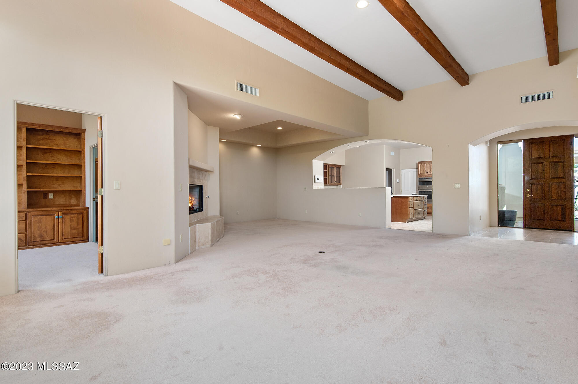 El Diamante II (1-40) - Residential