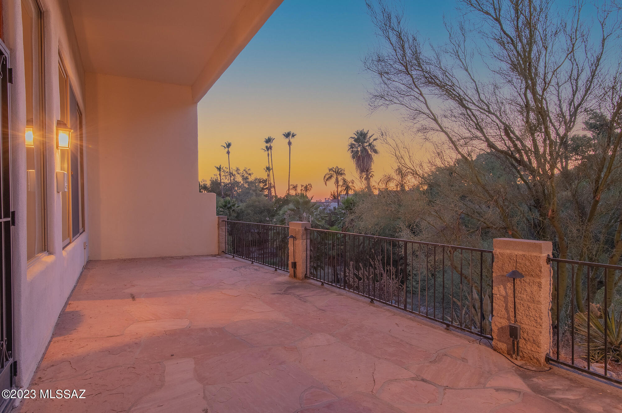 El Diamante II (1-40) - Residential