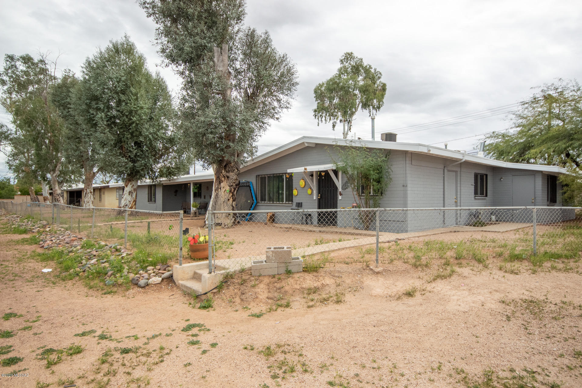 Flowing Wells Village - Residential Income