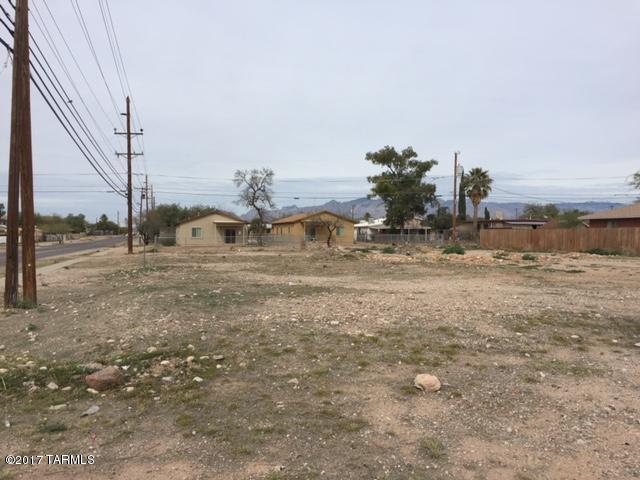 Corner lot ready for construction, sewer is connected. Property has two addresses 801 E 34th & 2355 S Euclid. Buyer to verify connection to all other utilities.