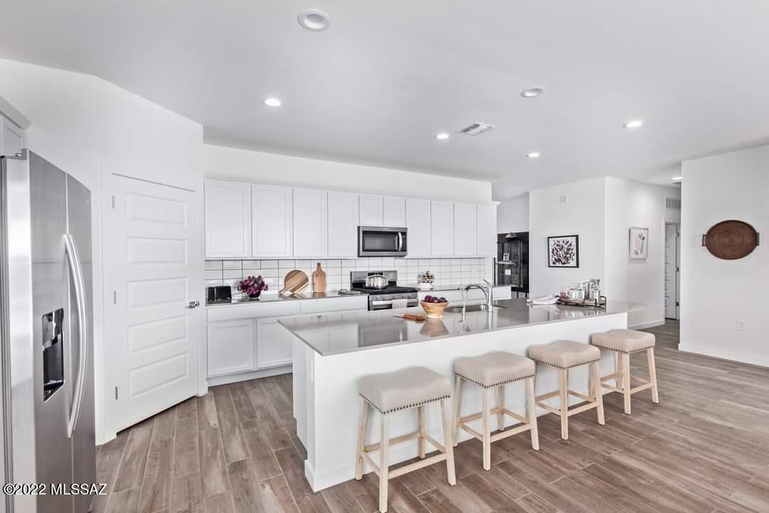 The Village at Barnett - Residential