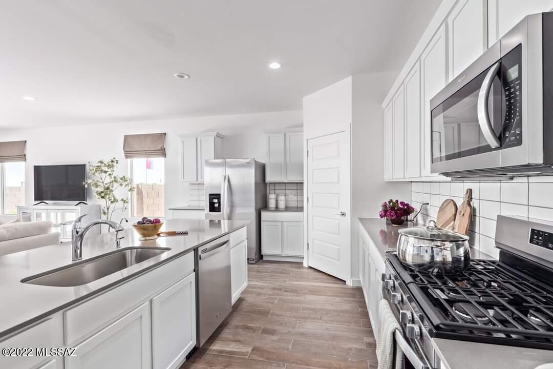 The Village at Barnett - Residential
