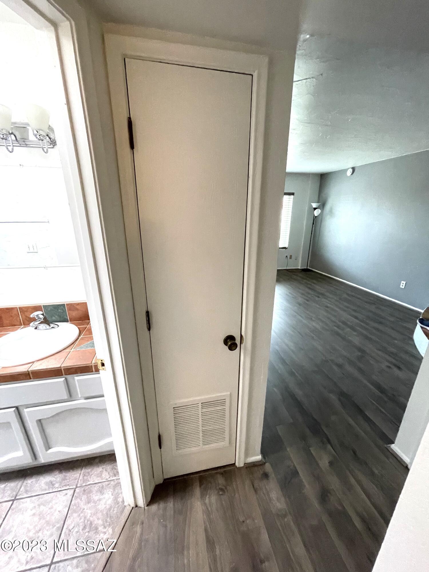 Casitas Del Valle II (1-34) - Residential Lease