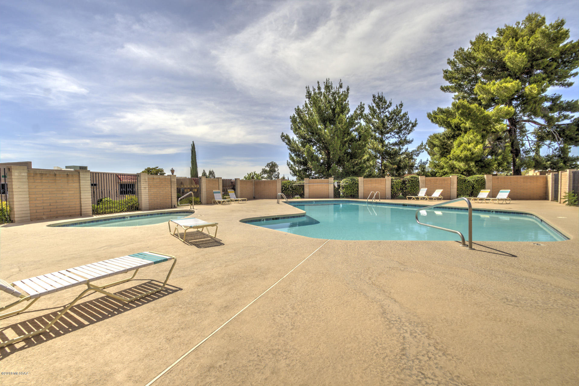Rolling Hills Villas NO. 2 - Residential