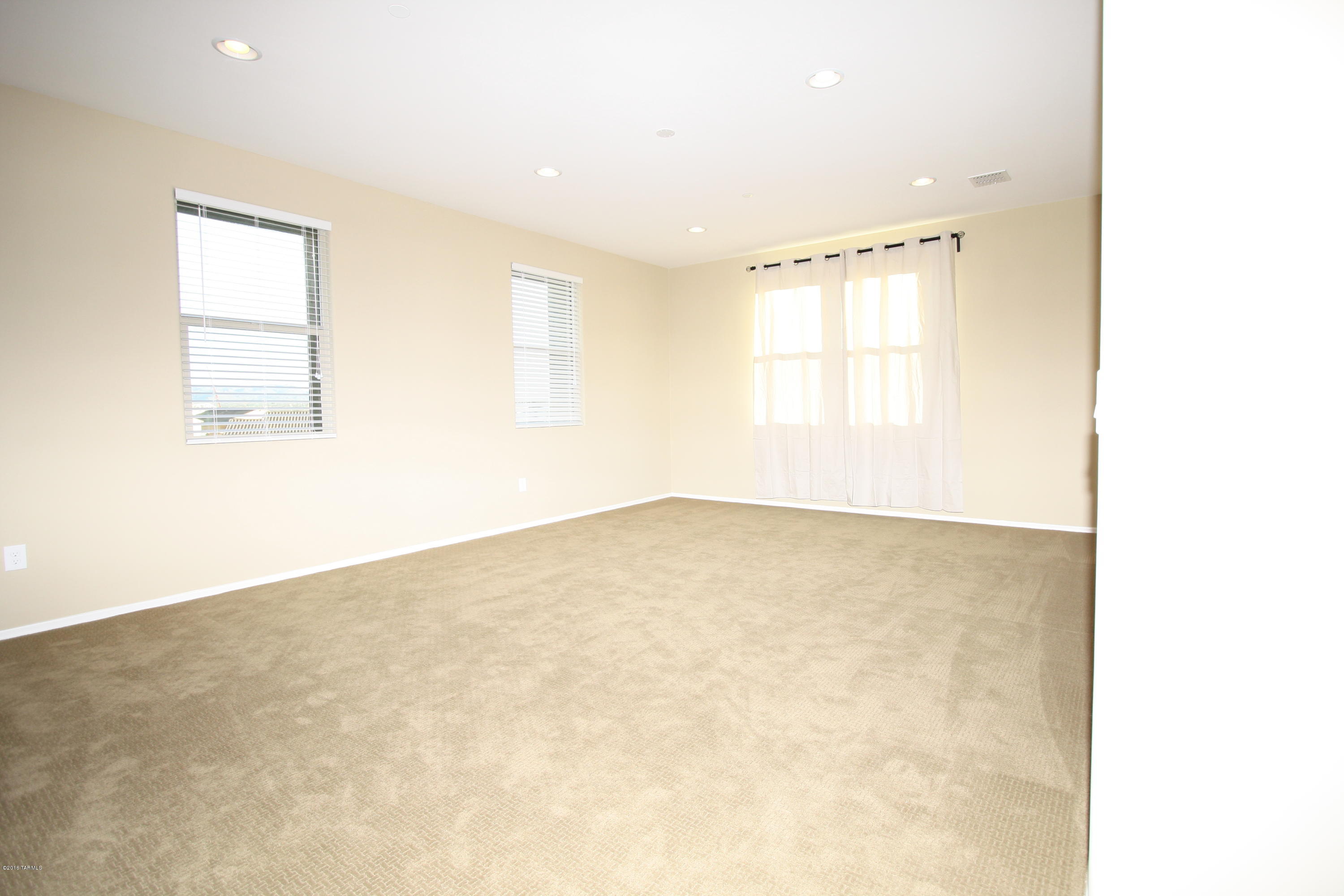 Silverbell West (1-92) - Residential Lease