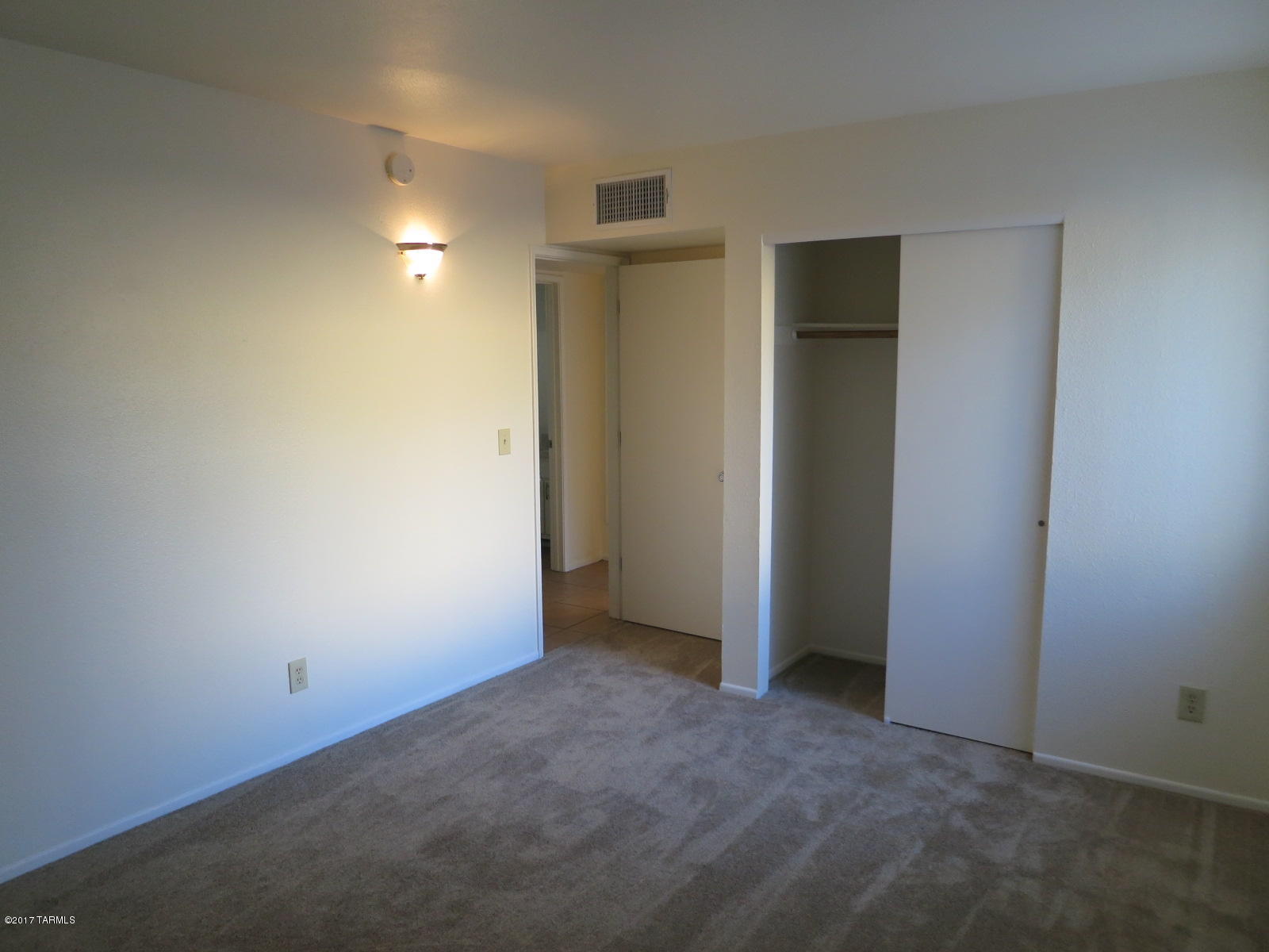 Mountain View Acre Farms - Residential