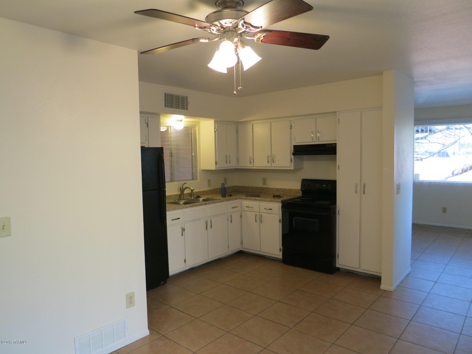 Mountain View Acre Farms - Residential