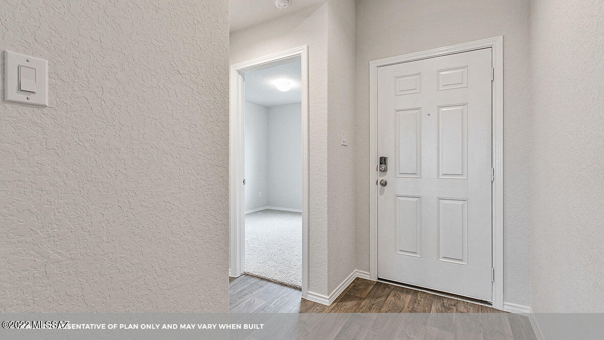 Saguaro Bloom SQ20180540069 - Residential