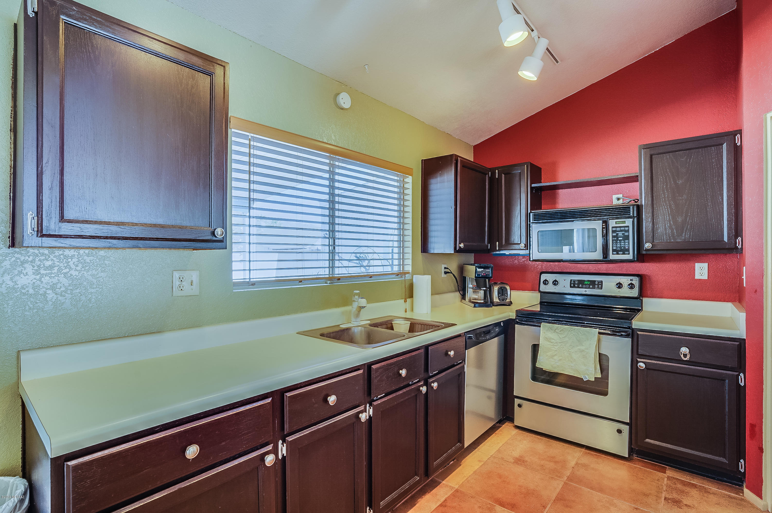 Saguaro Canyon (1-100) - Residential