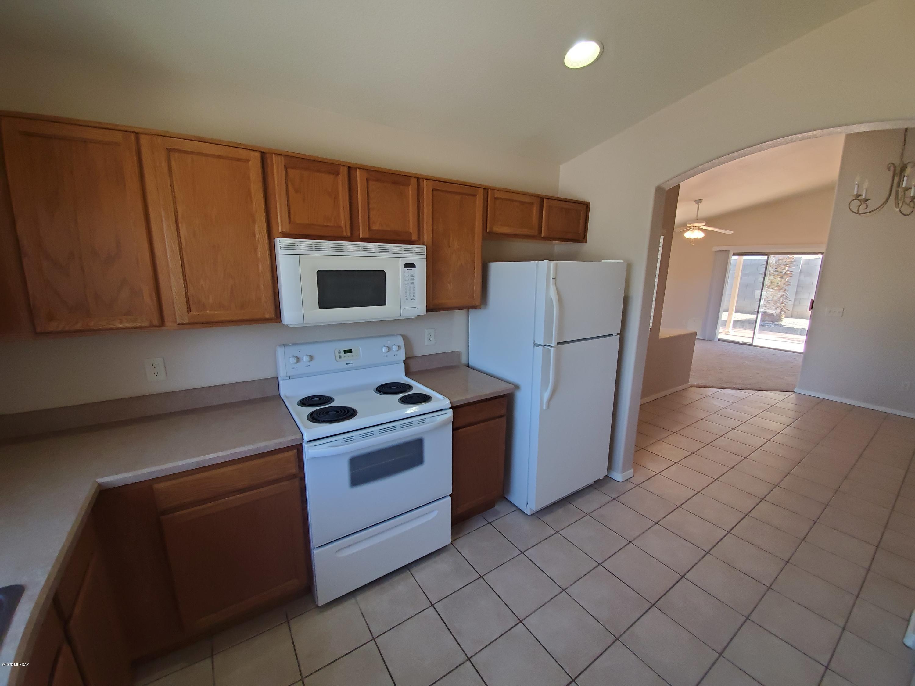 Wilmot Shadows (1-81) - Residential Lease