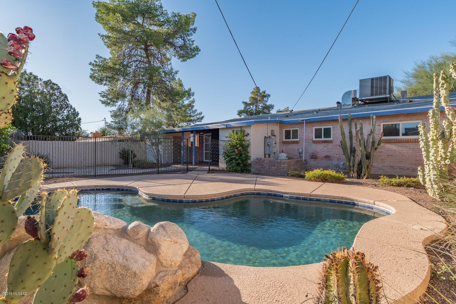 Cinco Via - Residential
