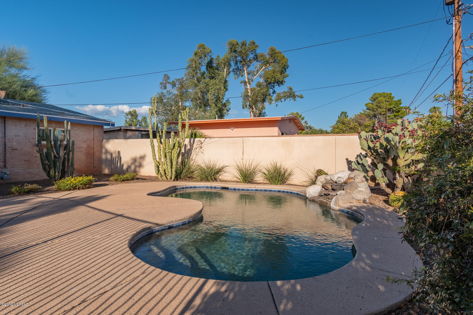 Cinco Via - Residential
