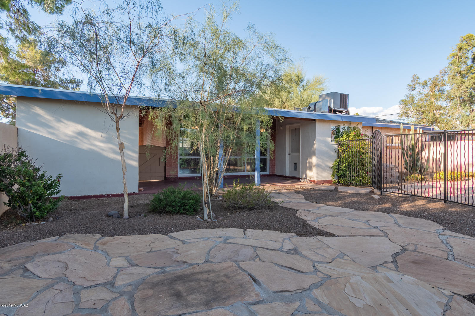 Cinco Via - Residential