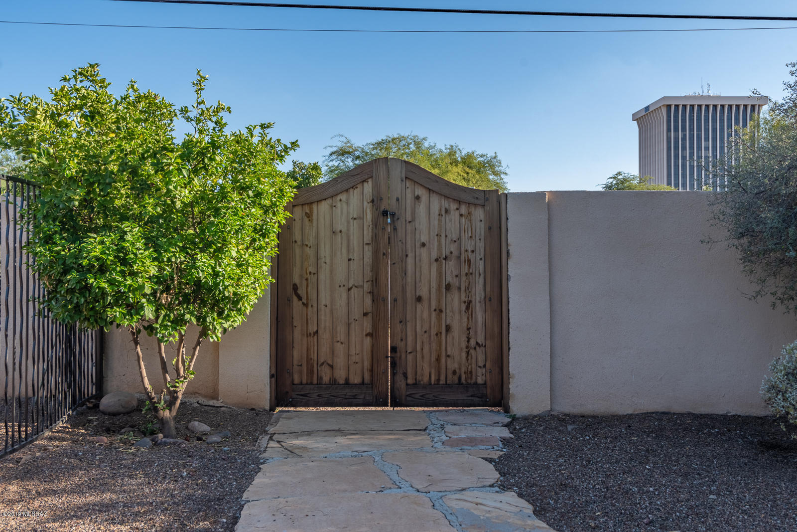 Cinco Via - Residential