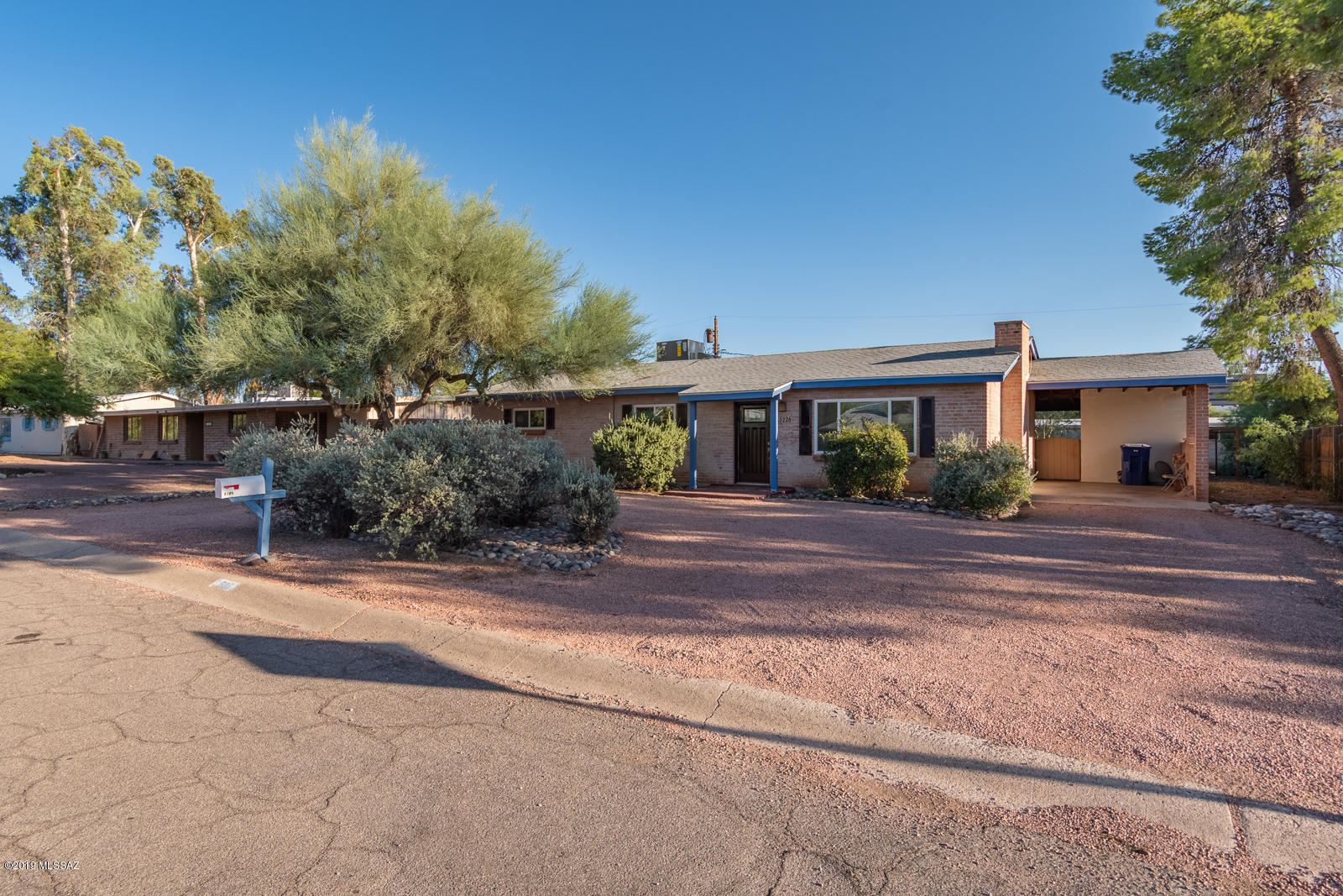 Cinco Via - Residential