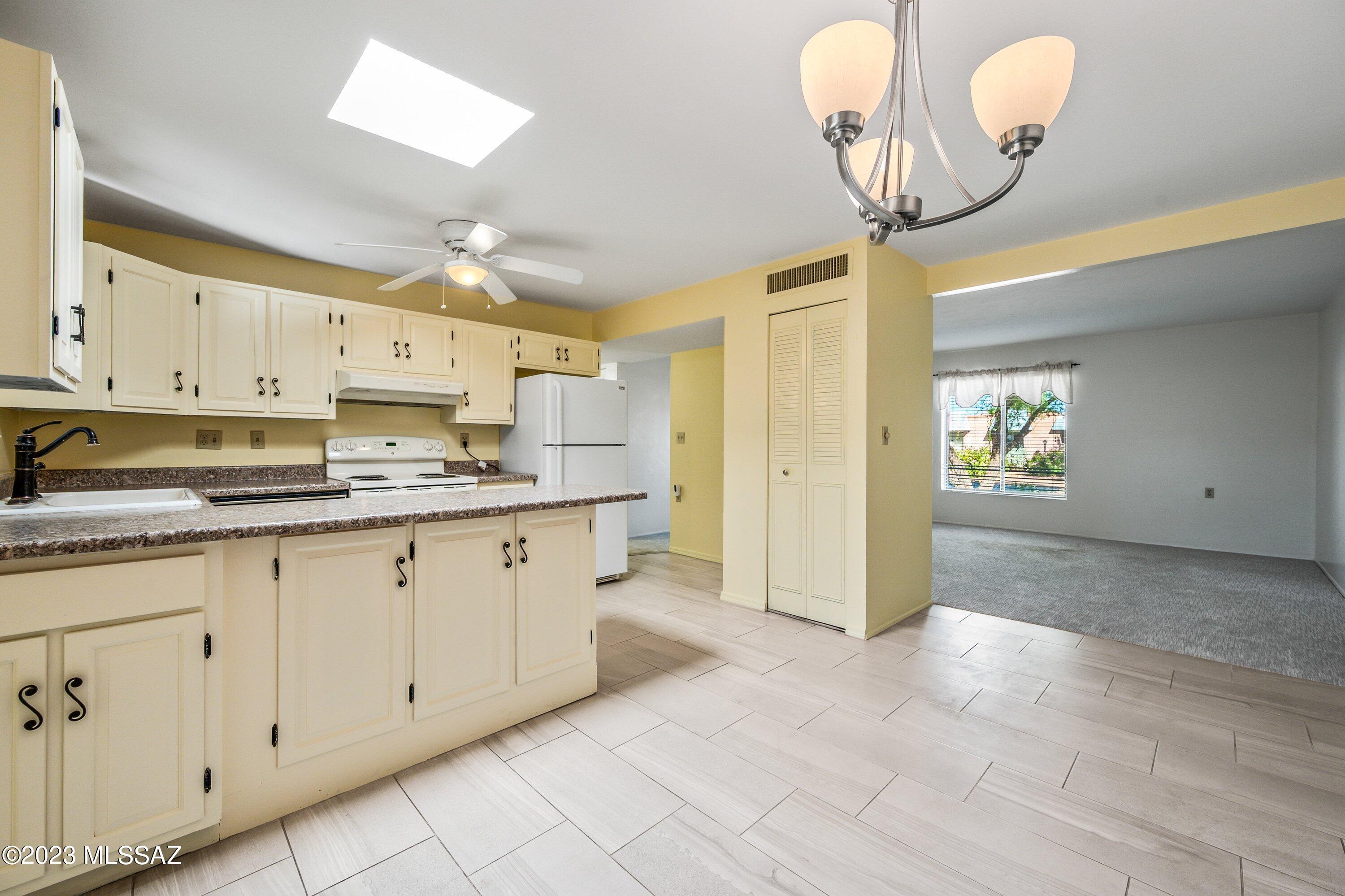 Verde Villas Condos - Residential