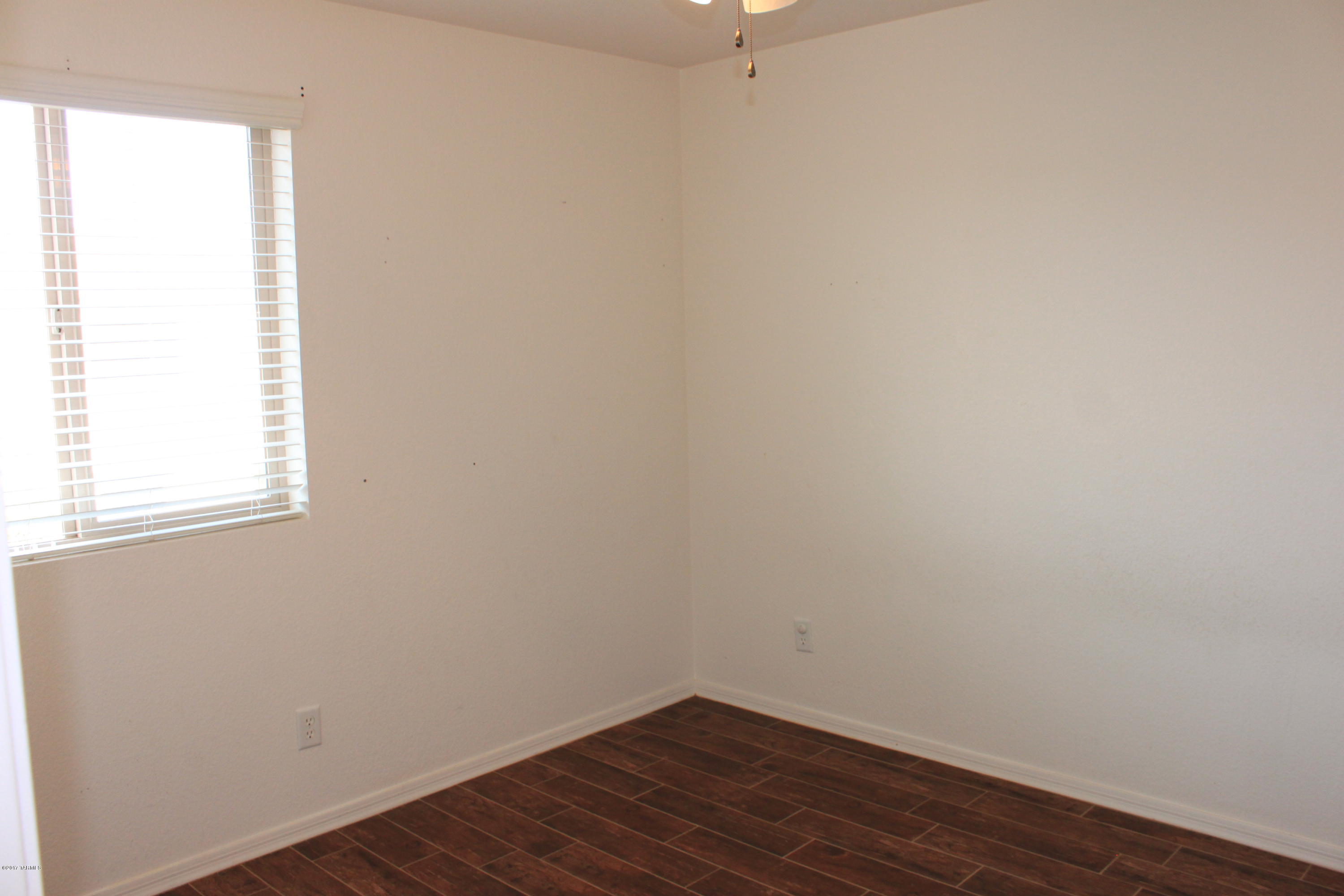 Presidio De Cancion (1-200) - Residential