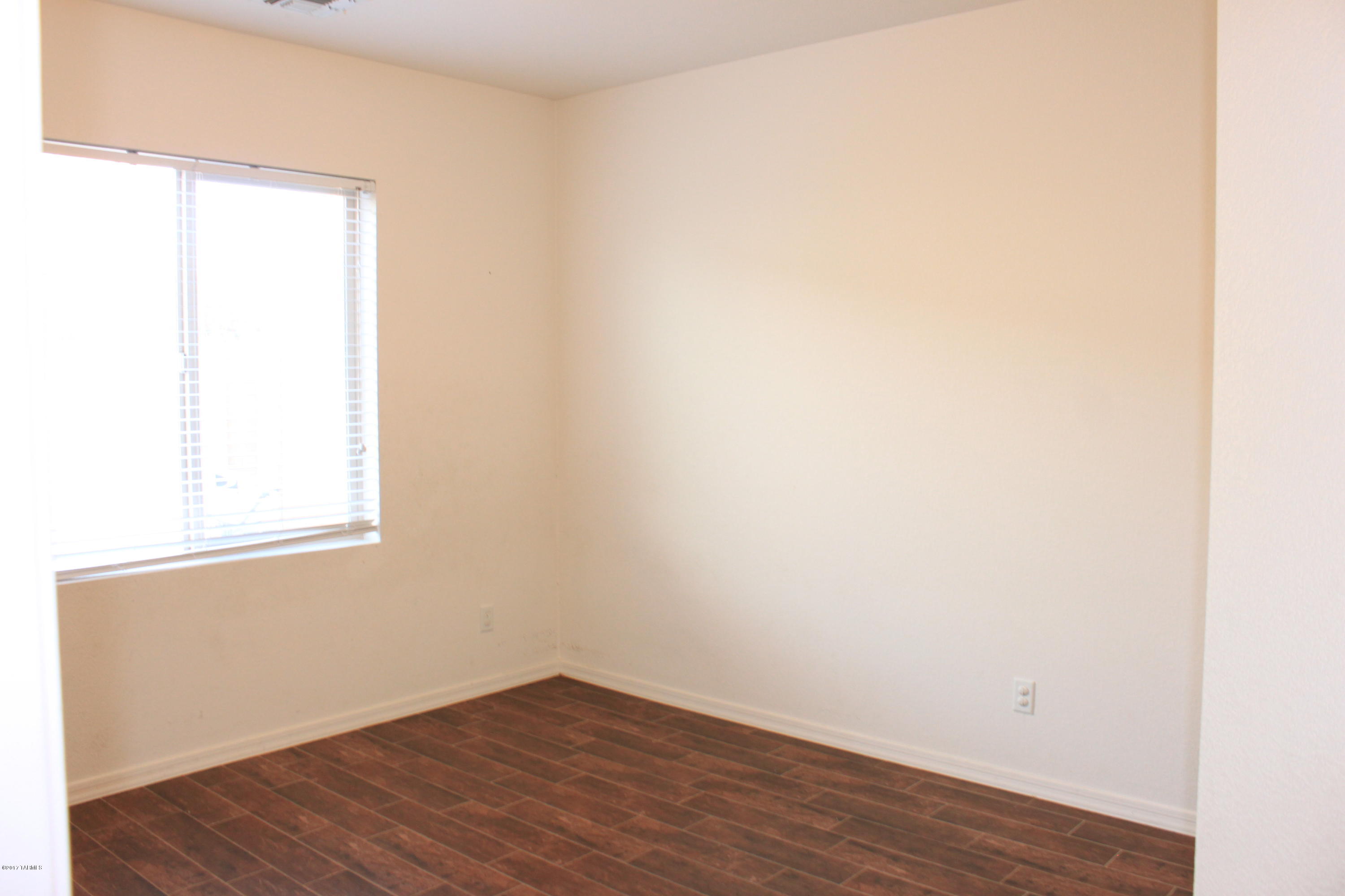 Presidio De Cancion (1-200) - Residential