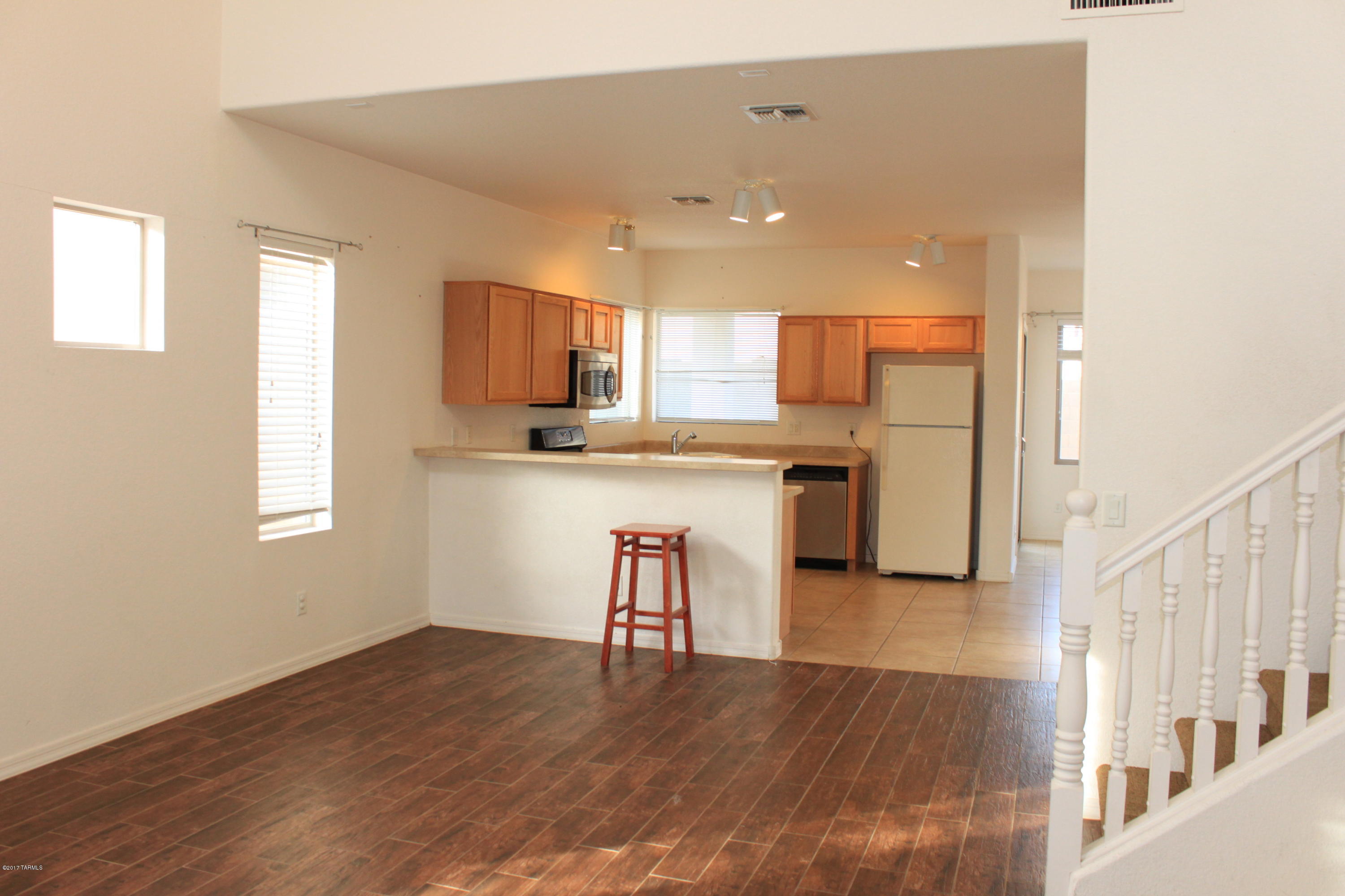 Presidio De Cancion (1-200) - Residential