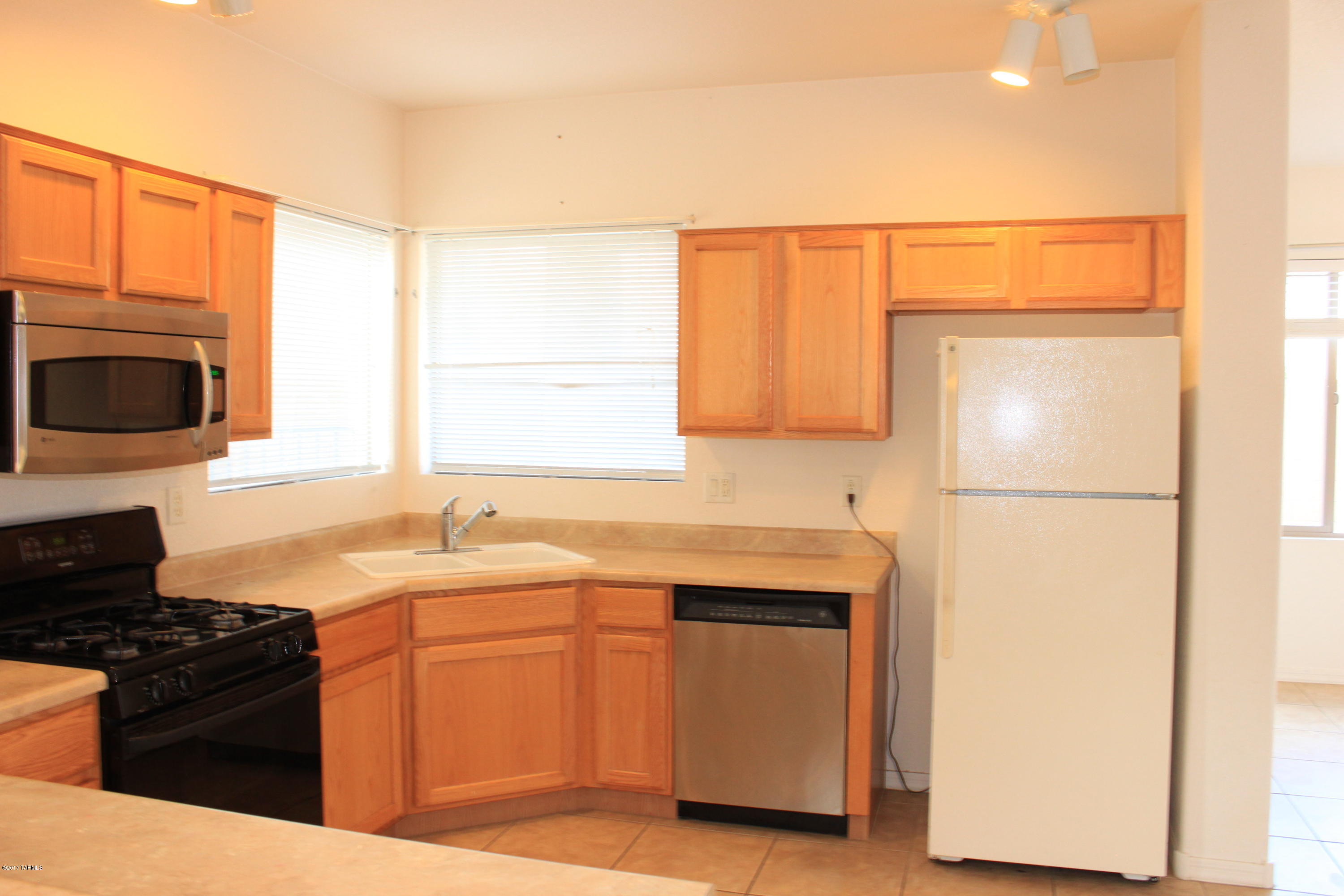 Presidio De Cancion (1-200) - Residential