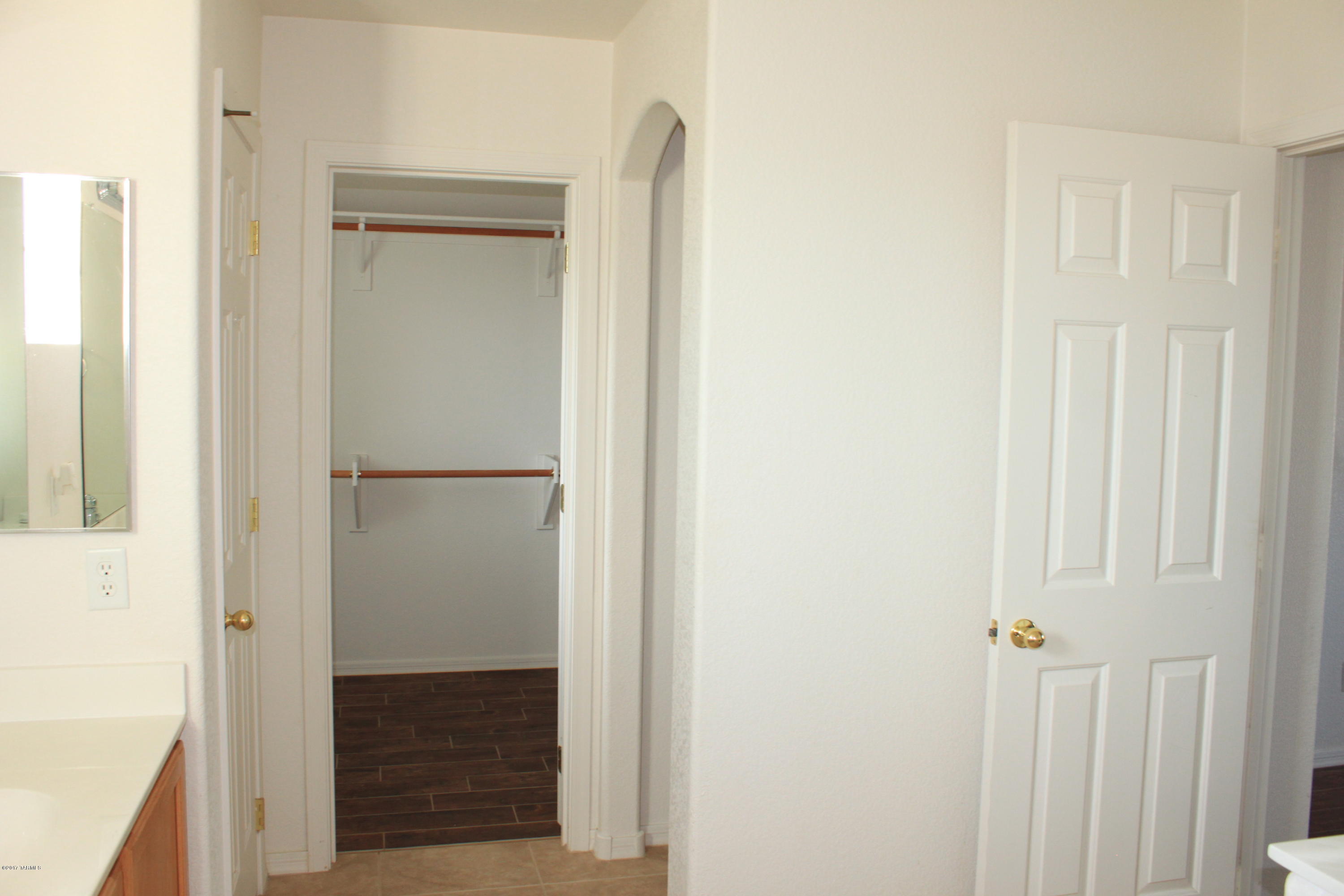Presidio De Cancion (1-200) - Residential