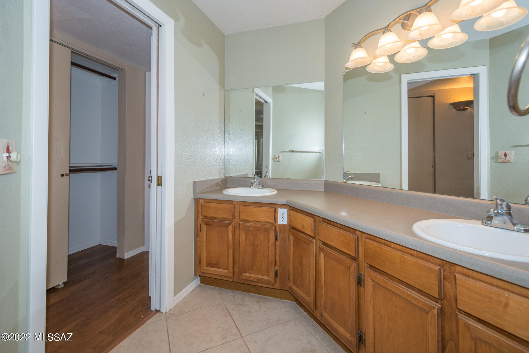 Meadowbrook (1-56) - Residential