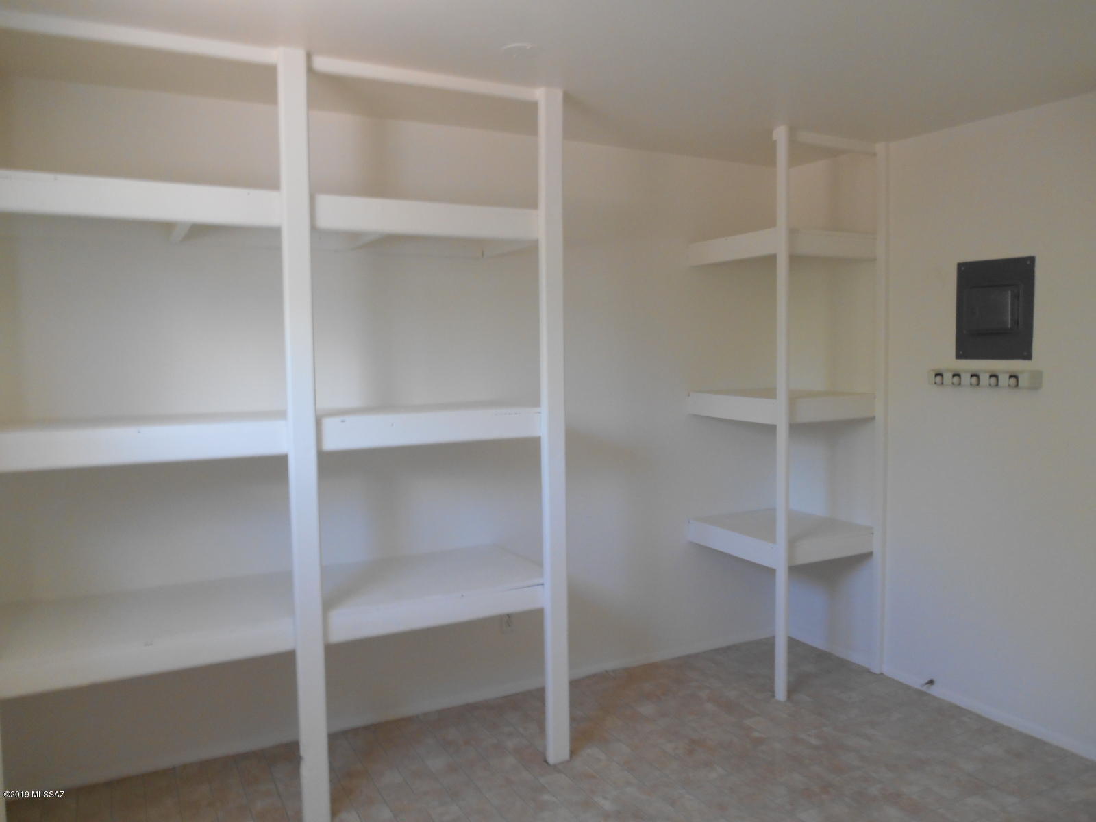 Rancho Perdido Estates NO. 2 (1-24) - Residential Lease