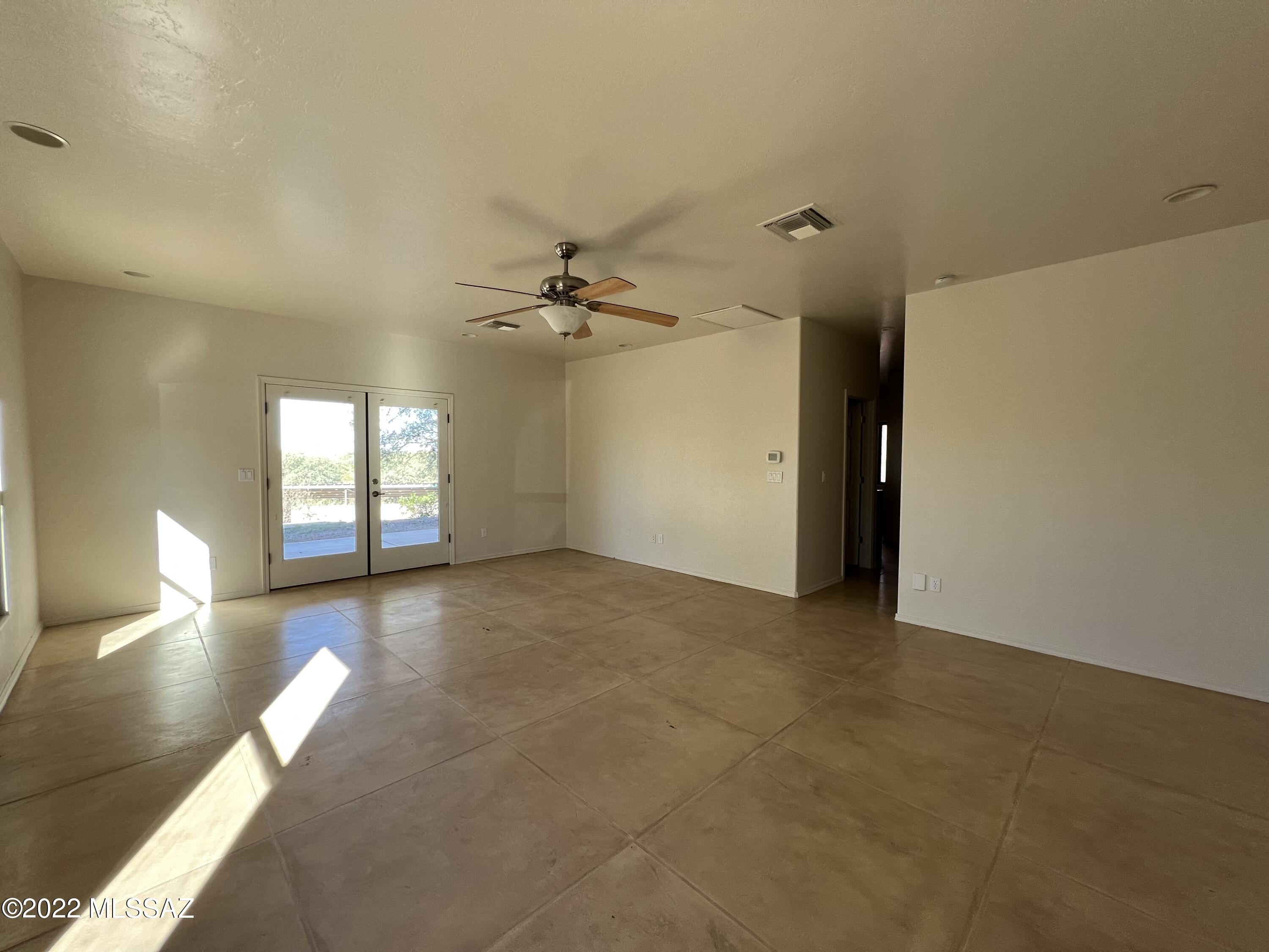 Unsubdivided - Residential Lease