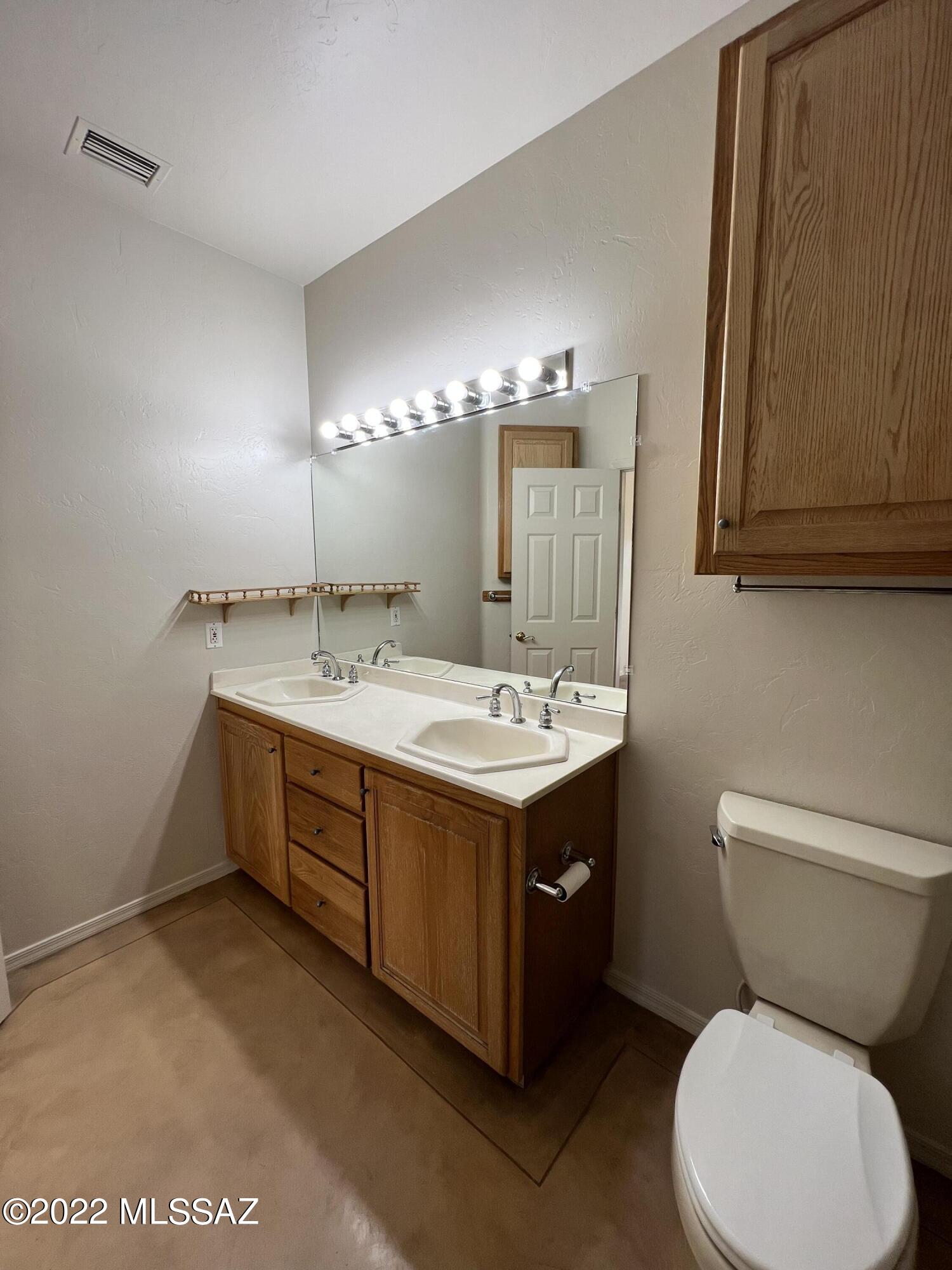 Unsubdivided - Residential Lease