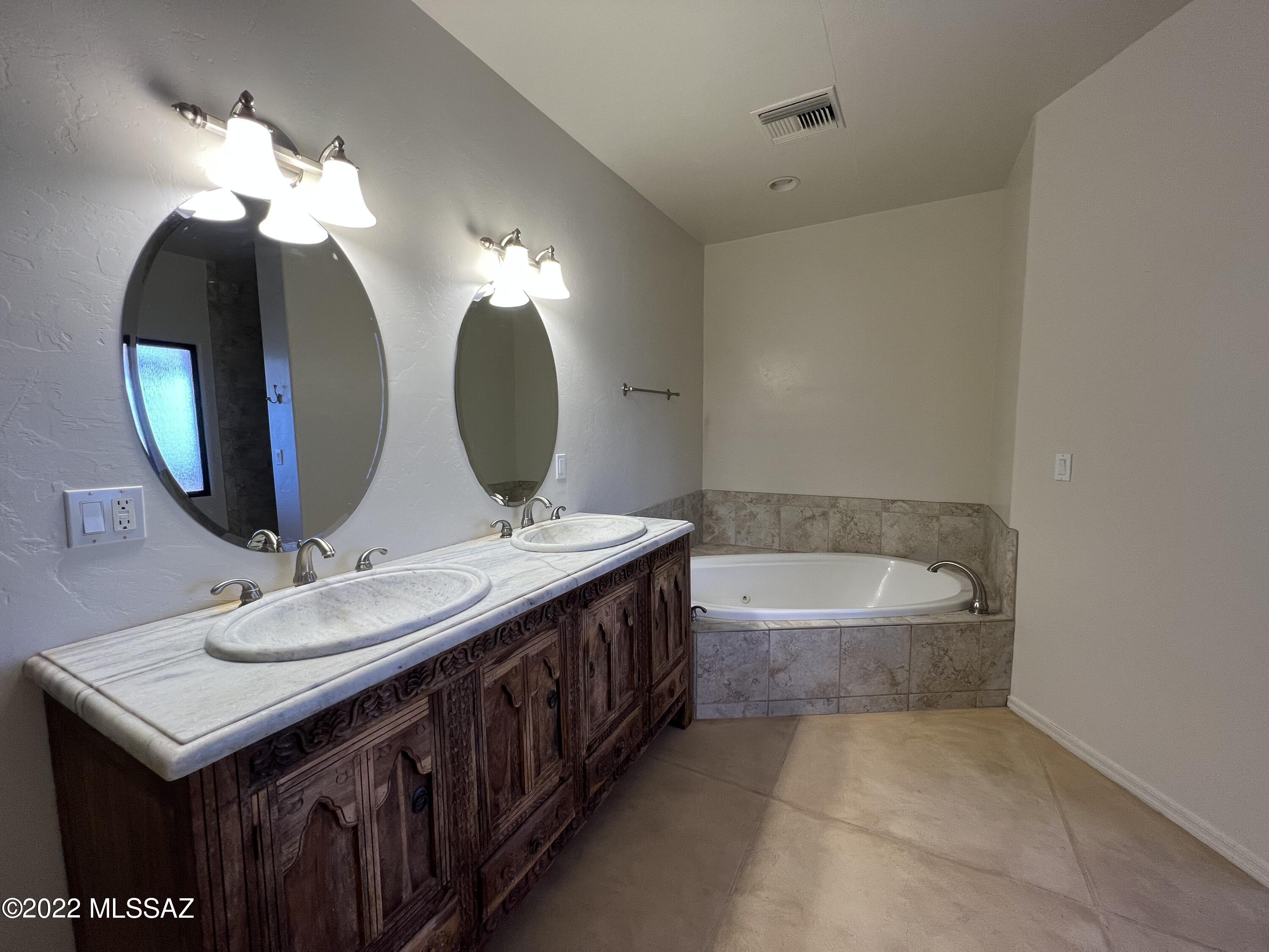 Unsubdivided - Residential Lease