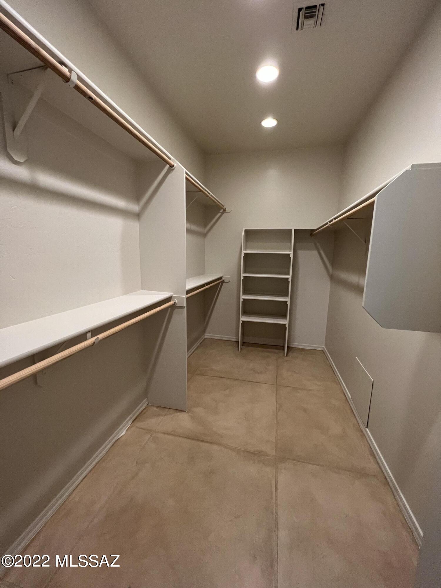 Unsubdivided - Residential Lease