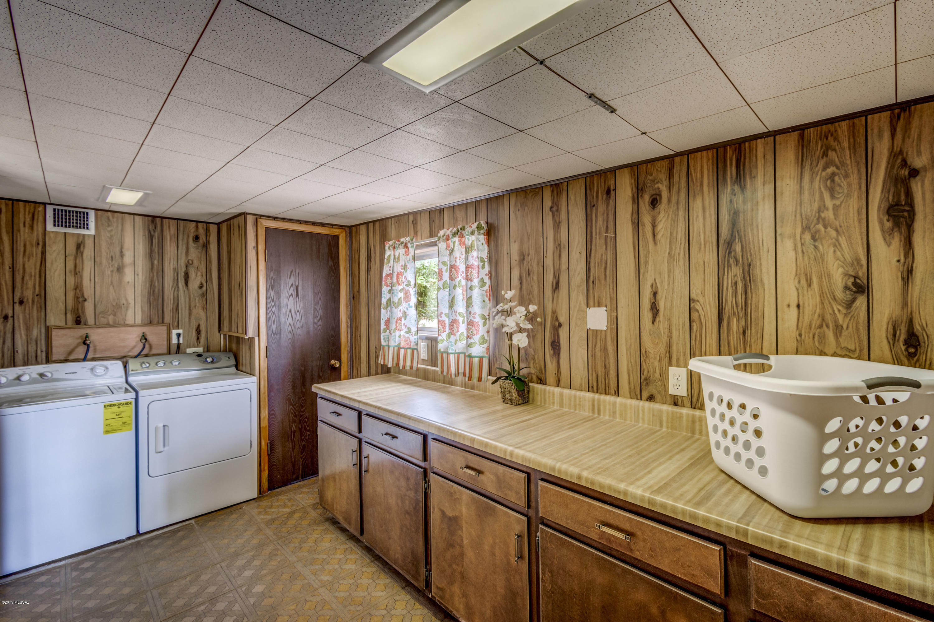 Campbell Ave. Acres - Residential