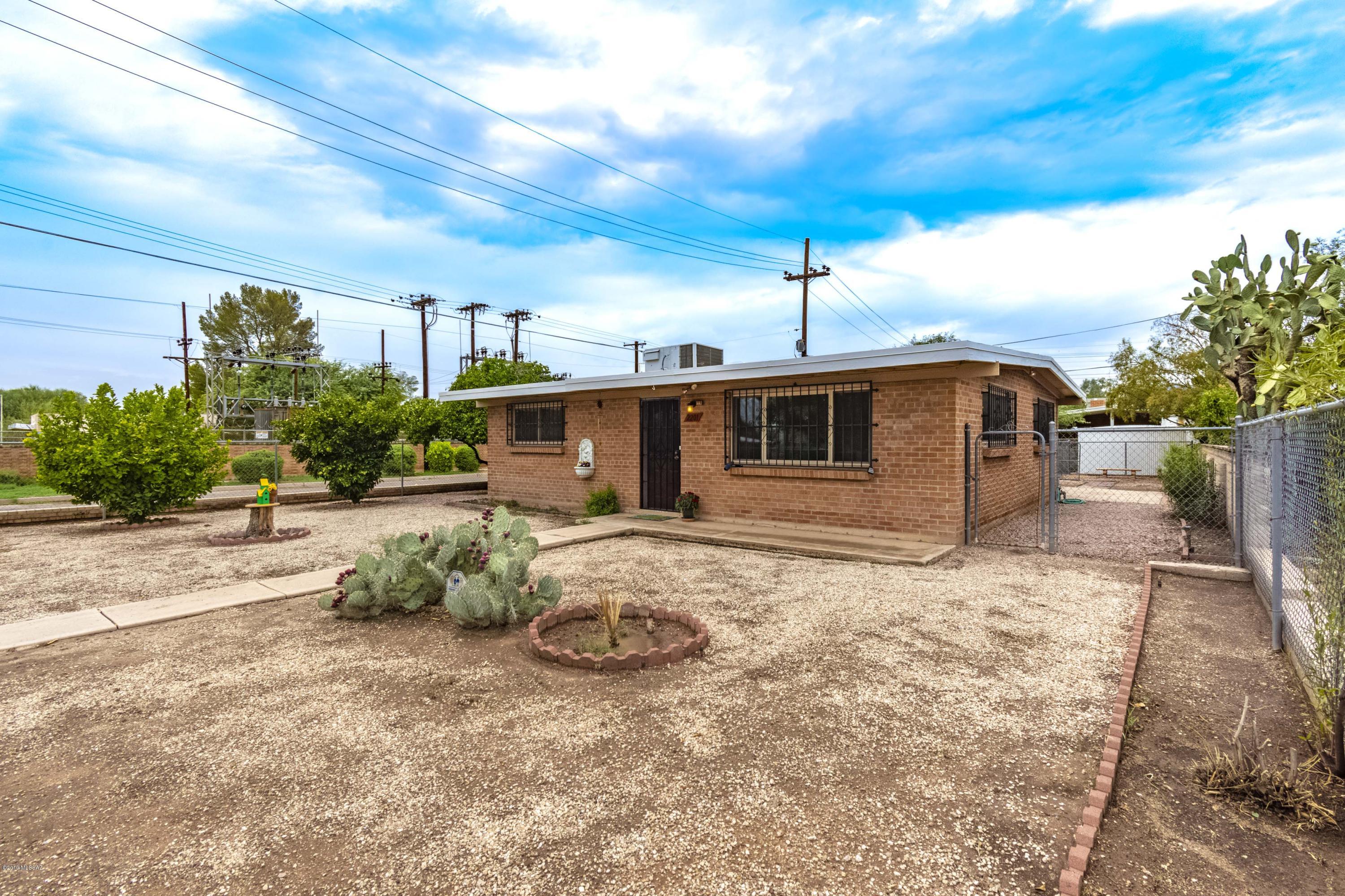 Campbell Ave. Acres - Residential