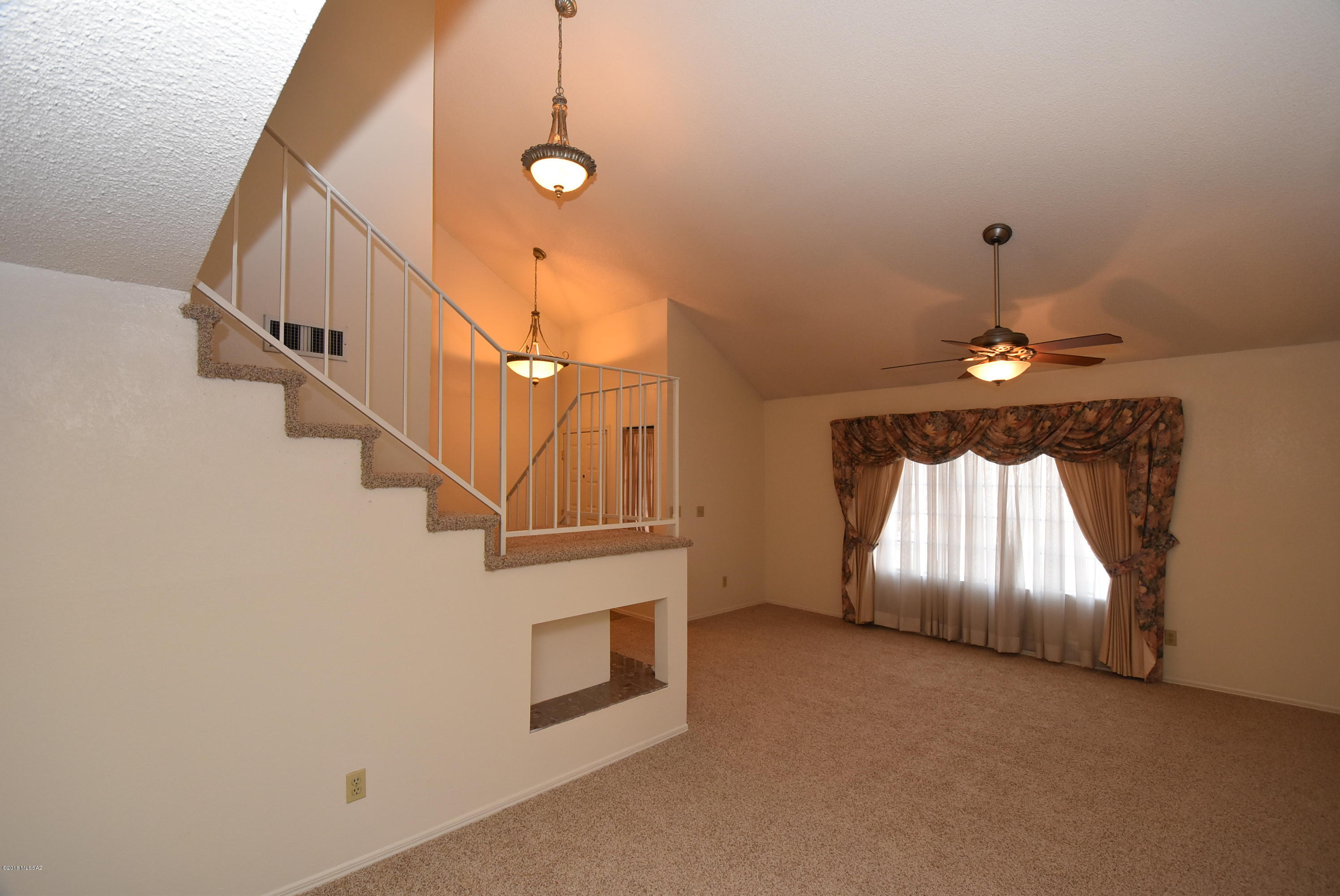 Oak Tree II at Midvale (273-519) - Residential Lease