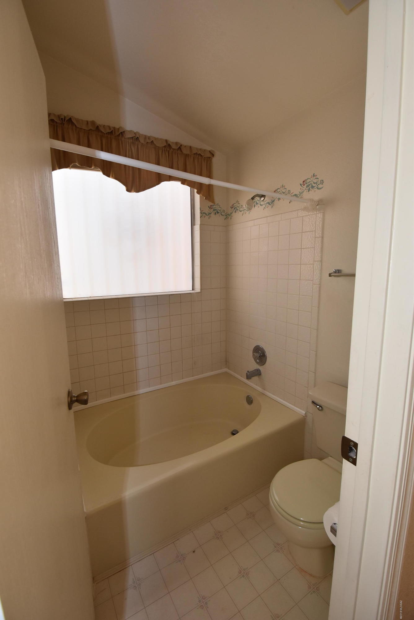 Oak Tree II at Midvale (273-519) - Residential Lease