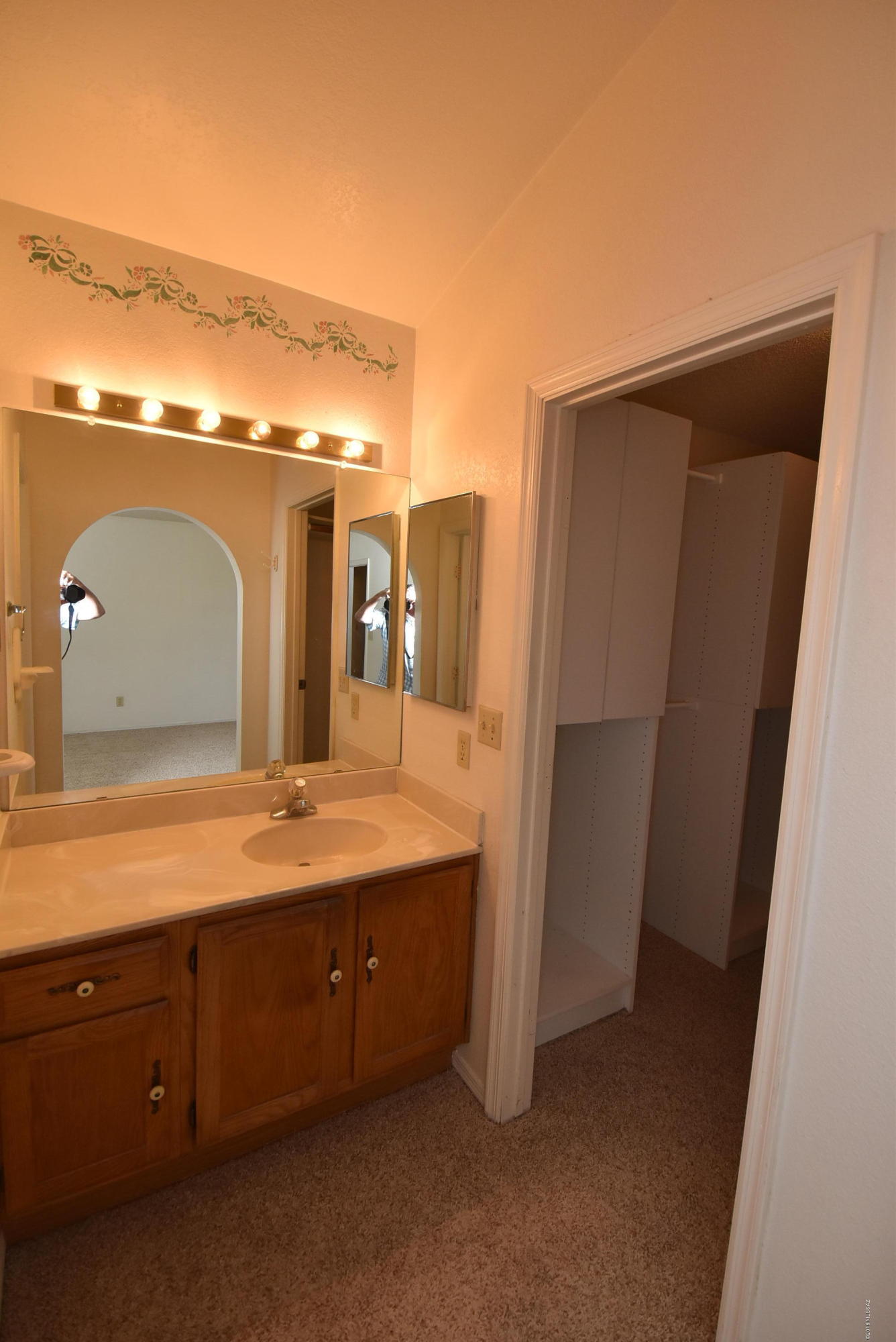 Oak Tree II at Midvale (273-519) - Residential Lease