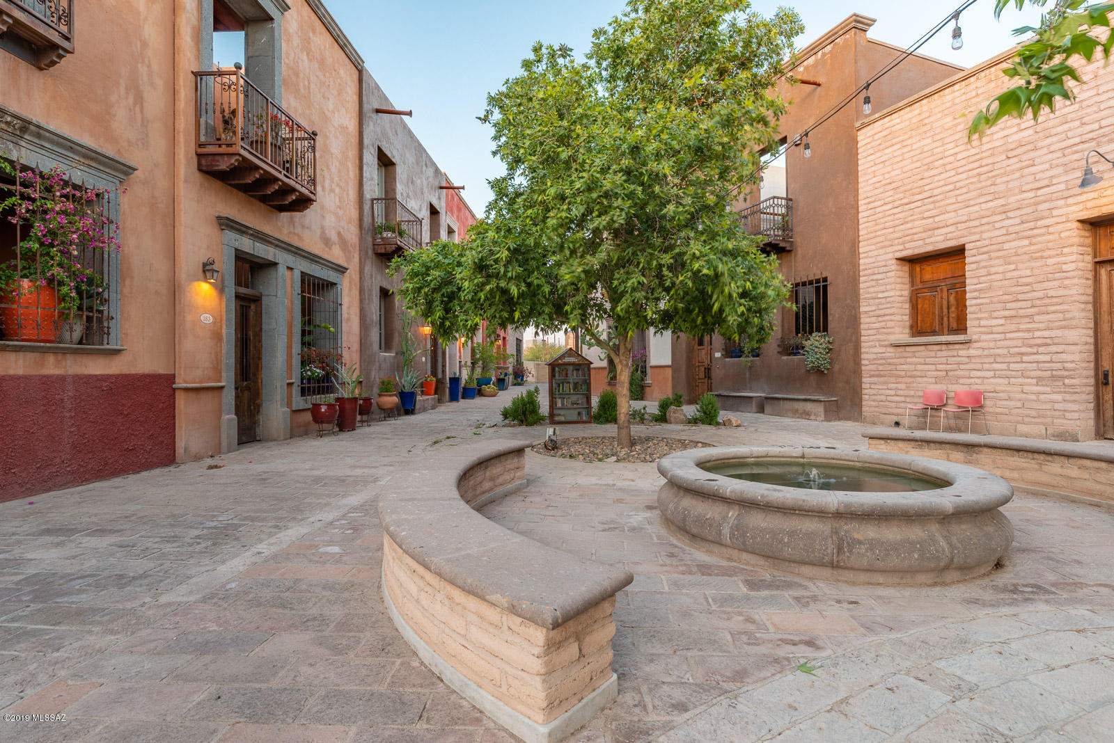 Mercado District of Menlo Park Blks A-D (1-100) - Residential