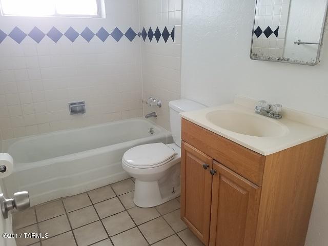 Flowing Wells Manor - Residential Lease
