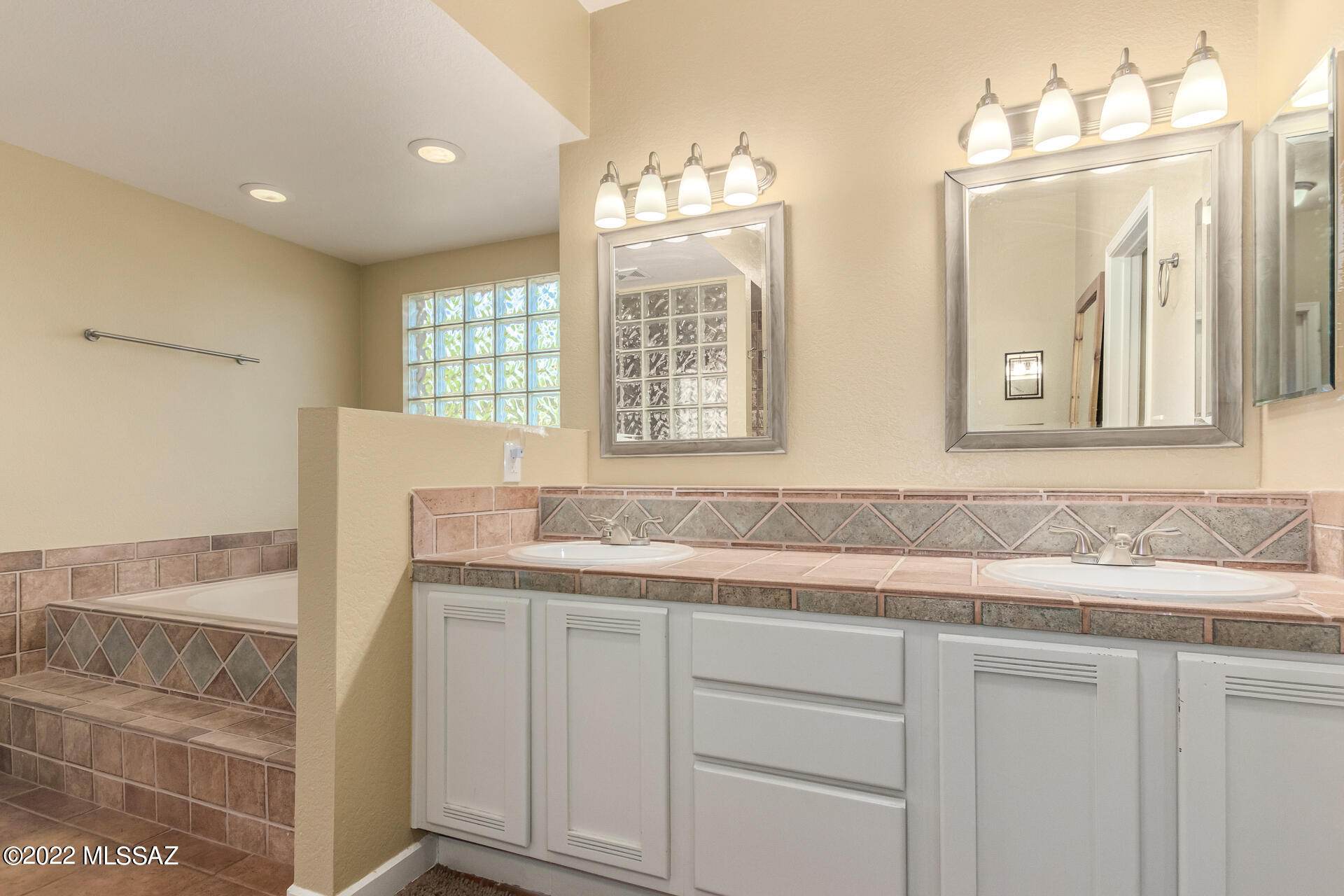 Rancho Buena Vista (30-69) - Residential