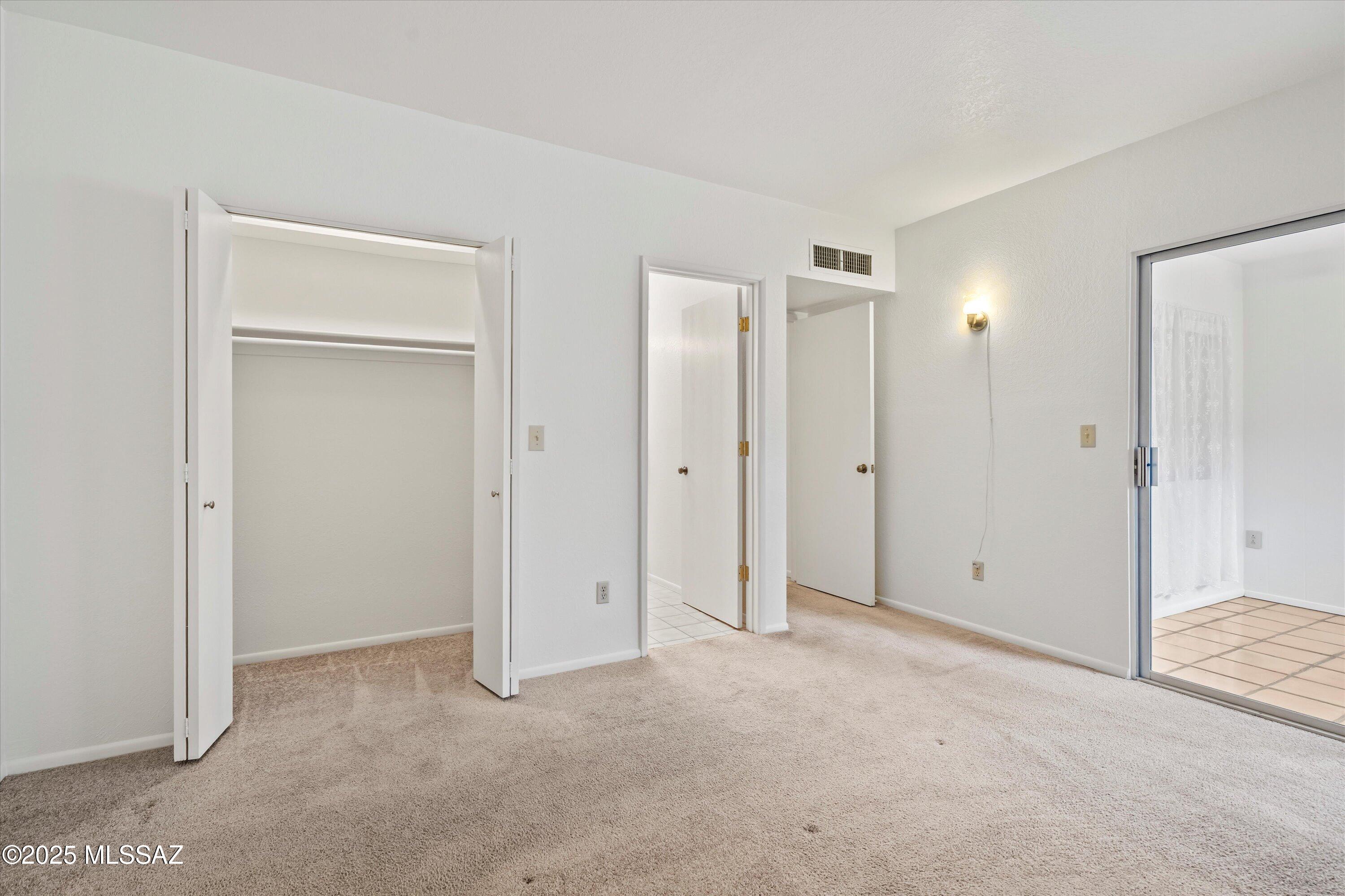 Pantano Townhomes (1-118) - Residential