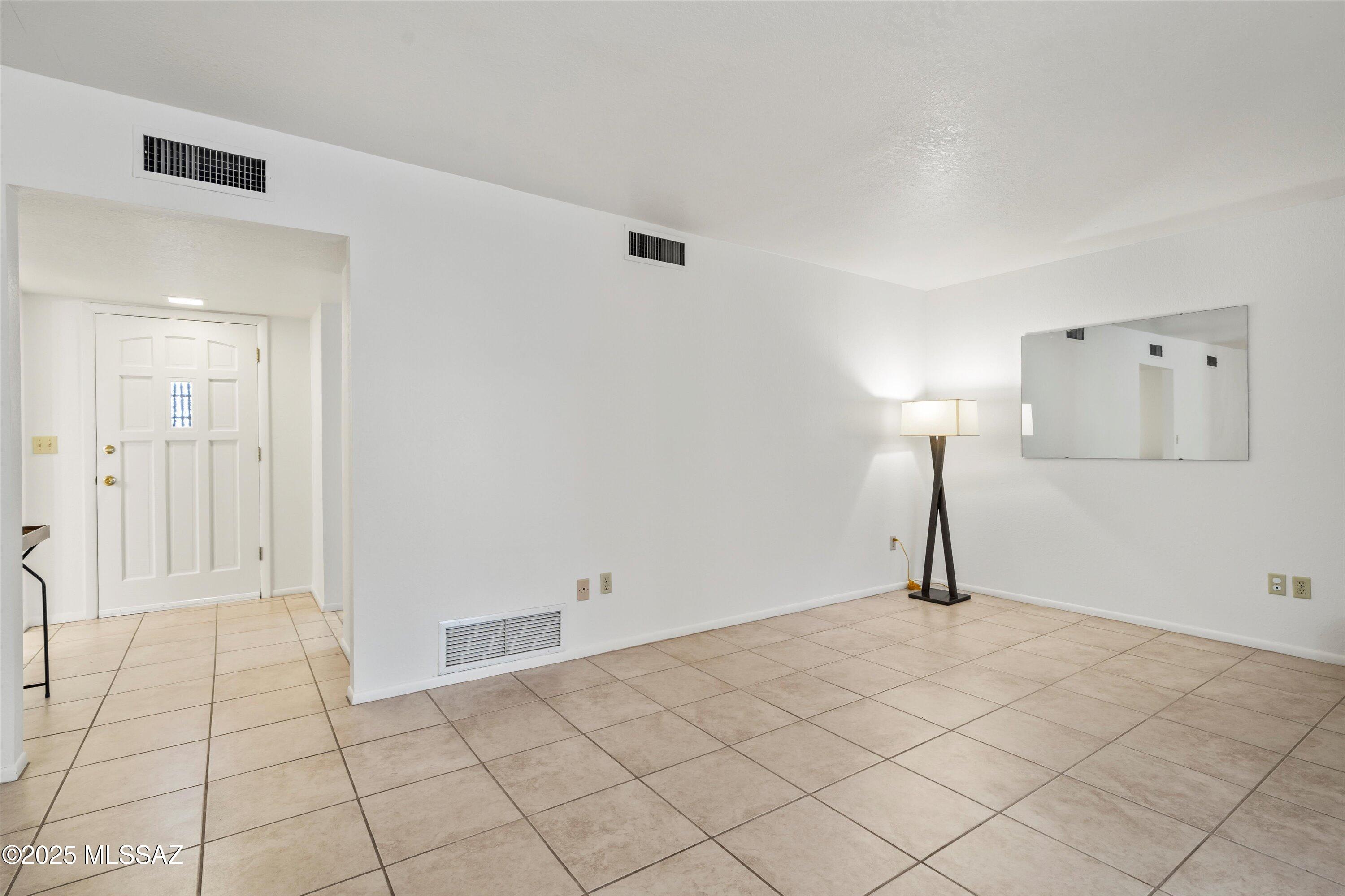 Pantano Townhomes (1-118) - Residential