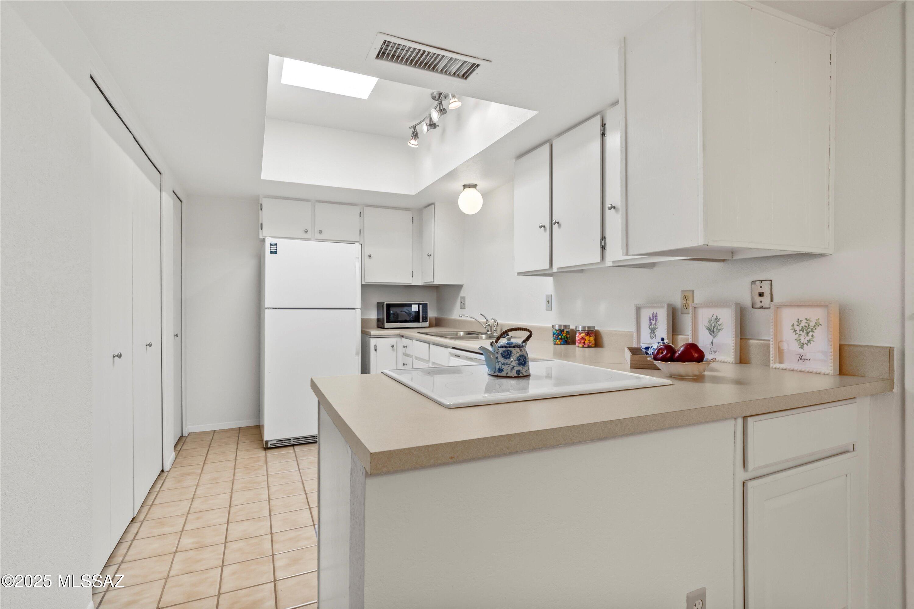 Pantano Townhomes (1-118) - Residential